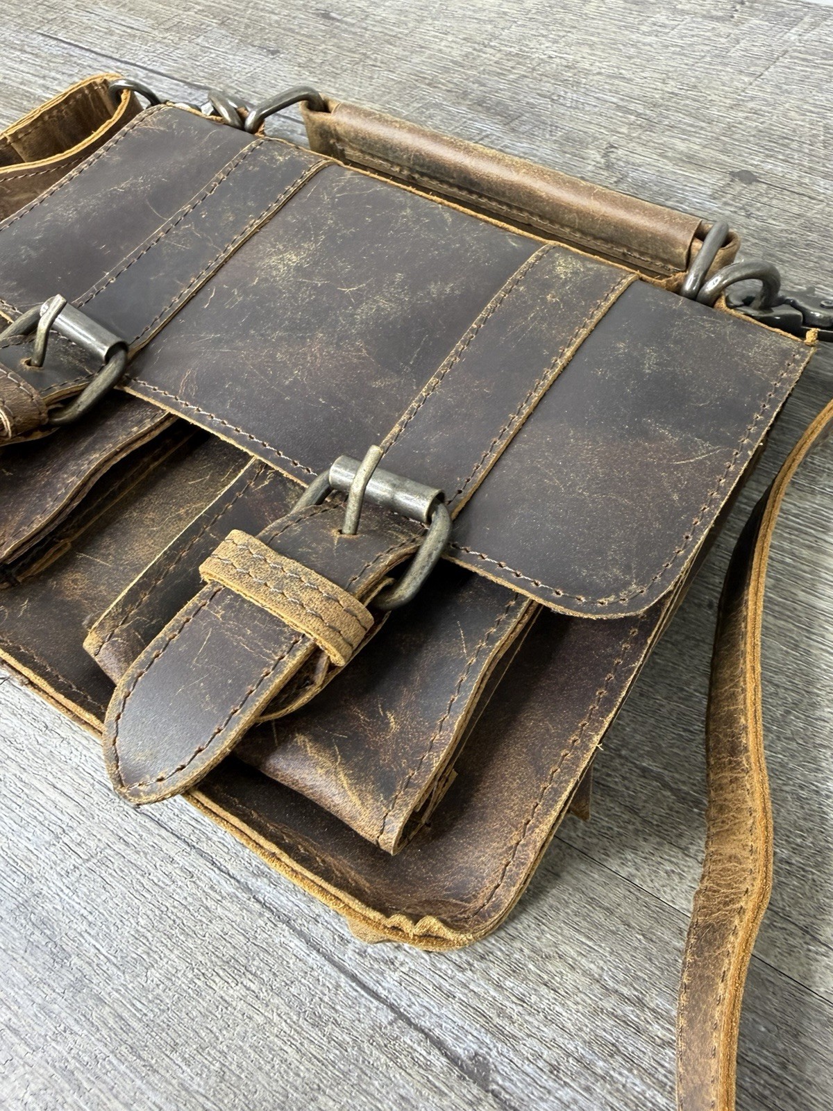 Leather crossbody bag messenger satchel bag 8 inch for men/women Distressed -New
