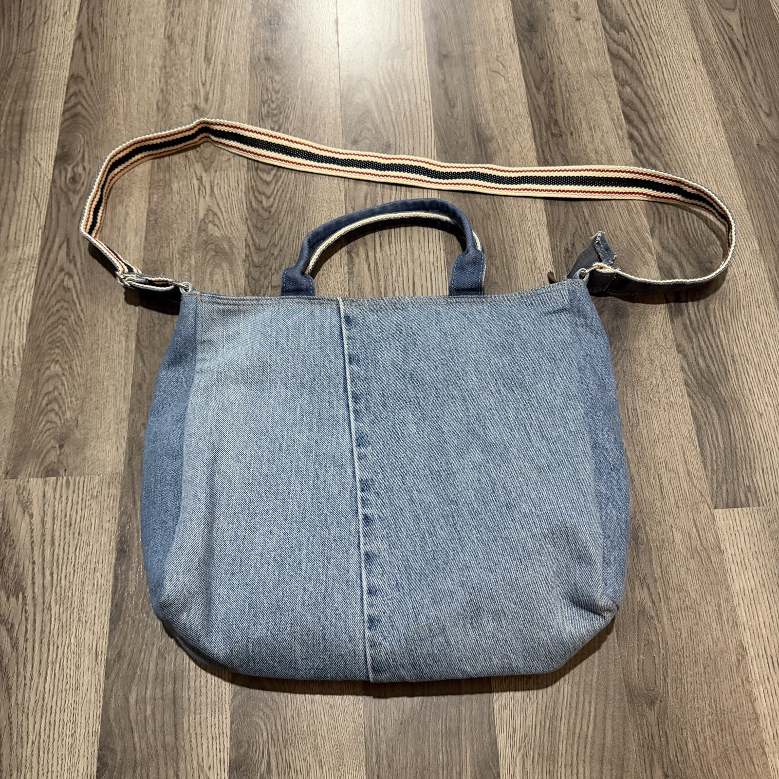 Custom Levis Denim Tote Bag Upcycled Jeans Crossbody Shoulder Bag Vintage
