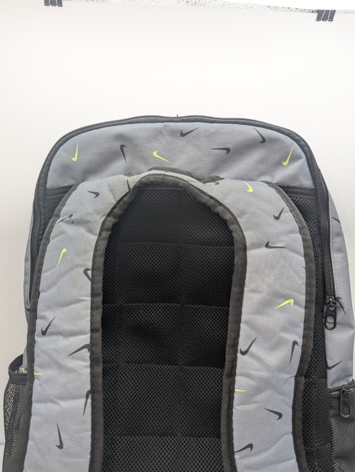 Nike Brasilia All Over Print Backpack Training Gym Gray/Black BA6039 Used