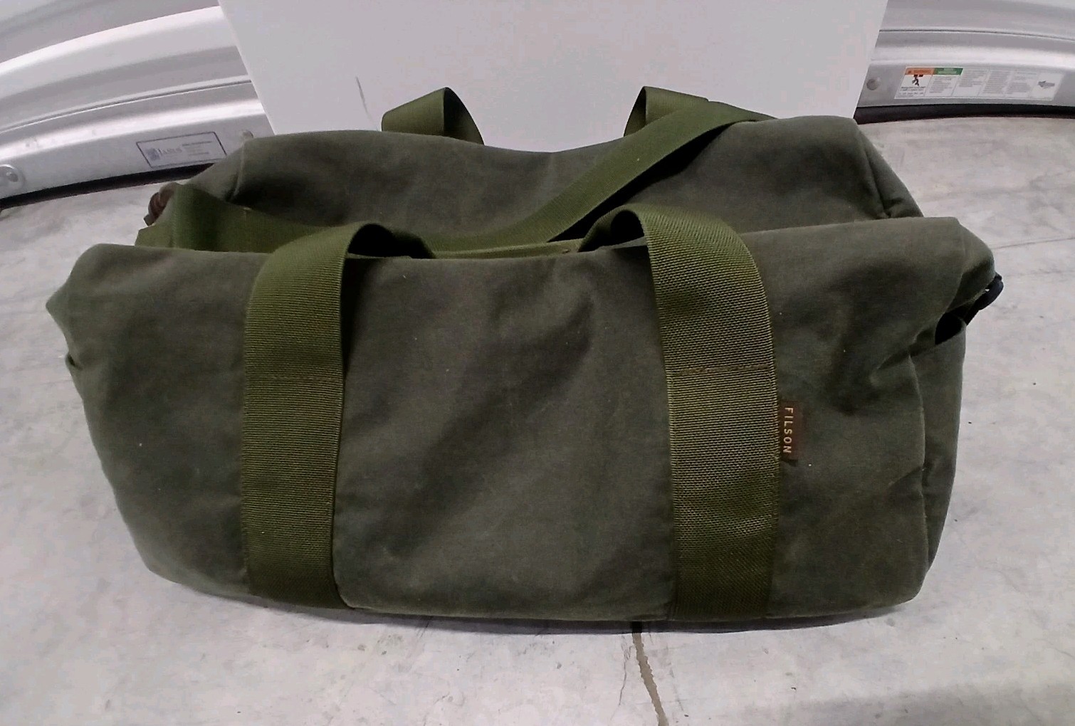 Filson Field Duffel, Small, Spruce Green, Tin Cloth, 33 Liters, Two Stow Pockets