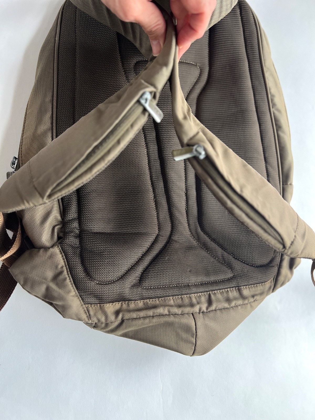 VTG TUMI Laptop Backpack Green – Fair – Style 5102MSS – Alpha Era or T-Tech?
