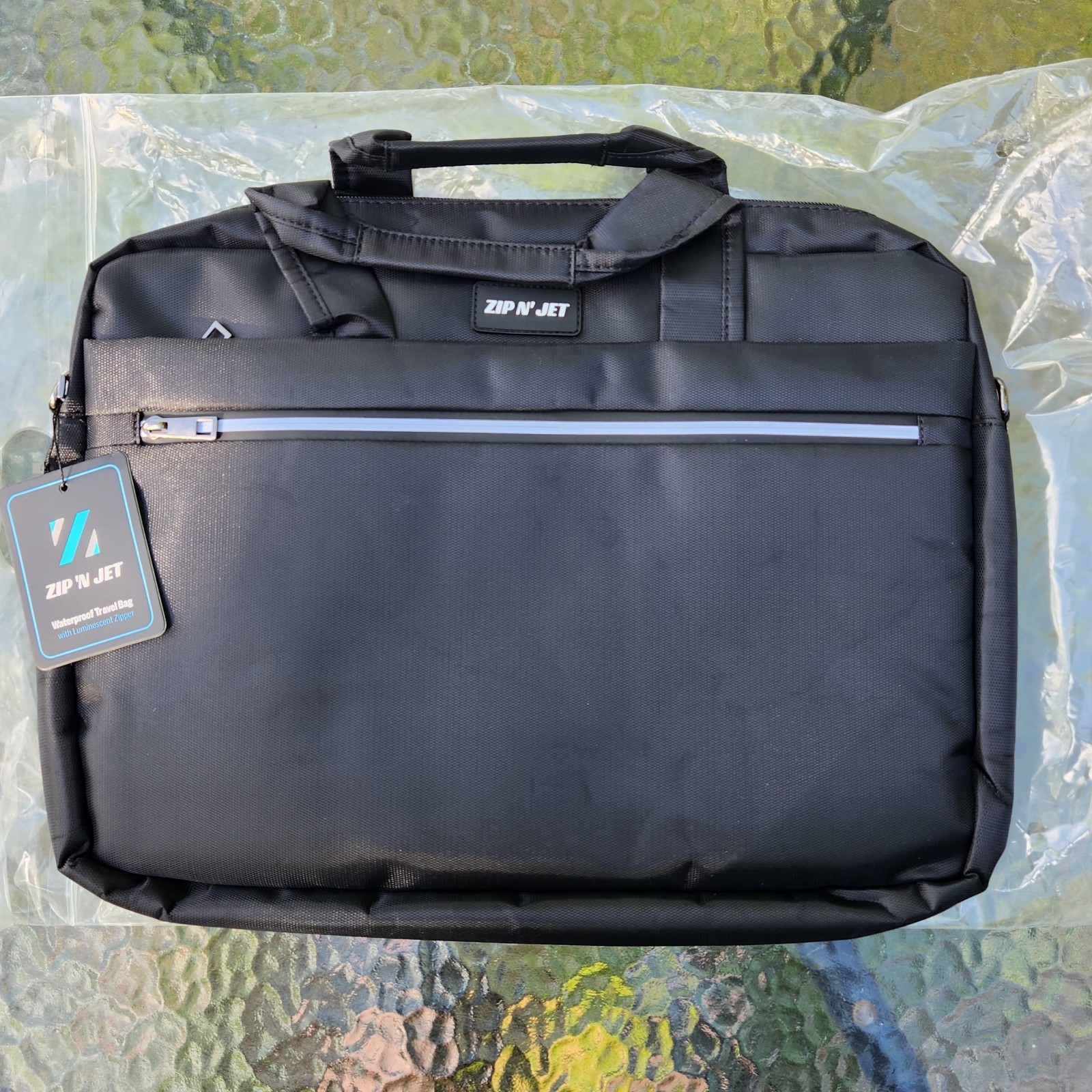 ZIP ‘N JET Waterproof Travel Bag (color:Black)￼ New