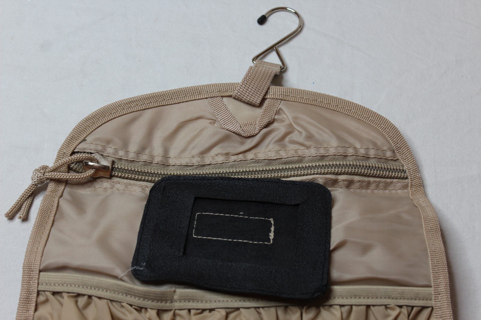 Hynes Eagle Camo Series Hanging Tote Brown Black New NWT