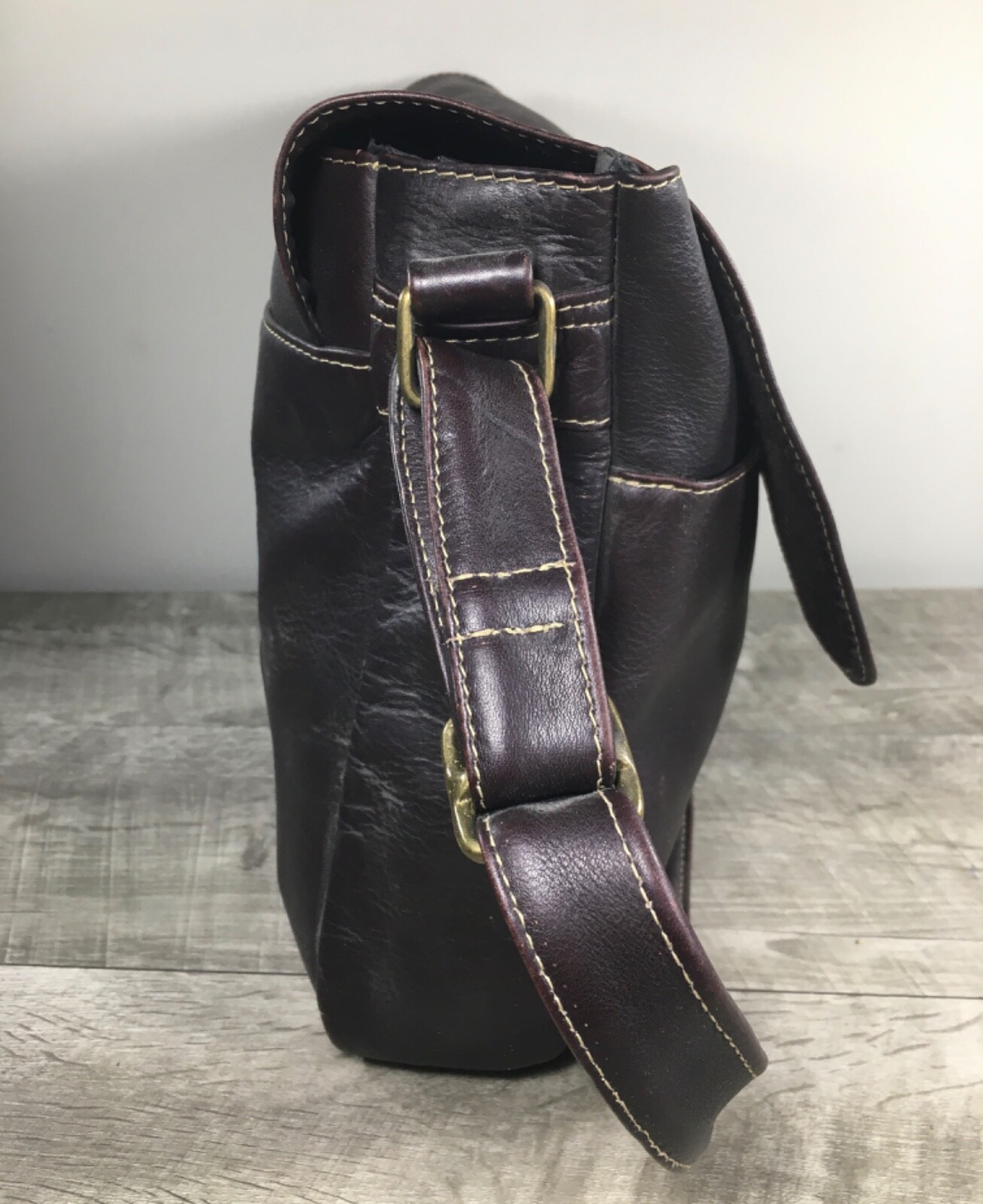 Made in Colombia Brown Leather Briefcase Shoulder Bag Messenger School Vintage