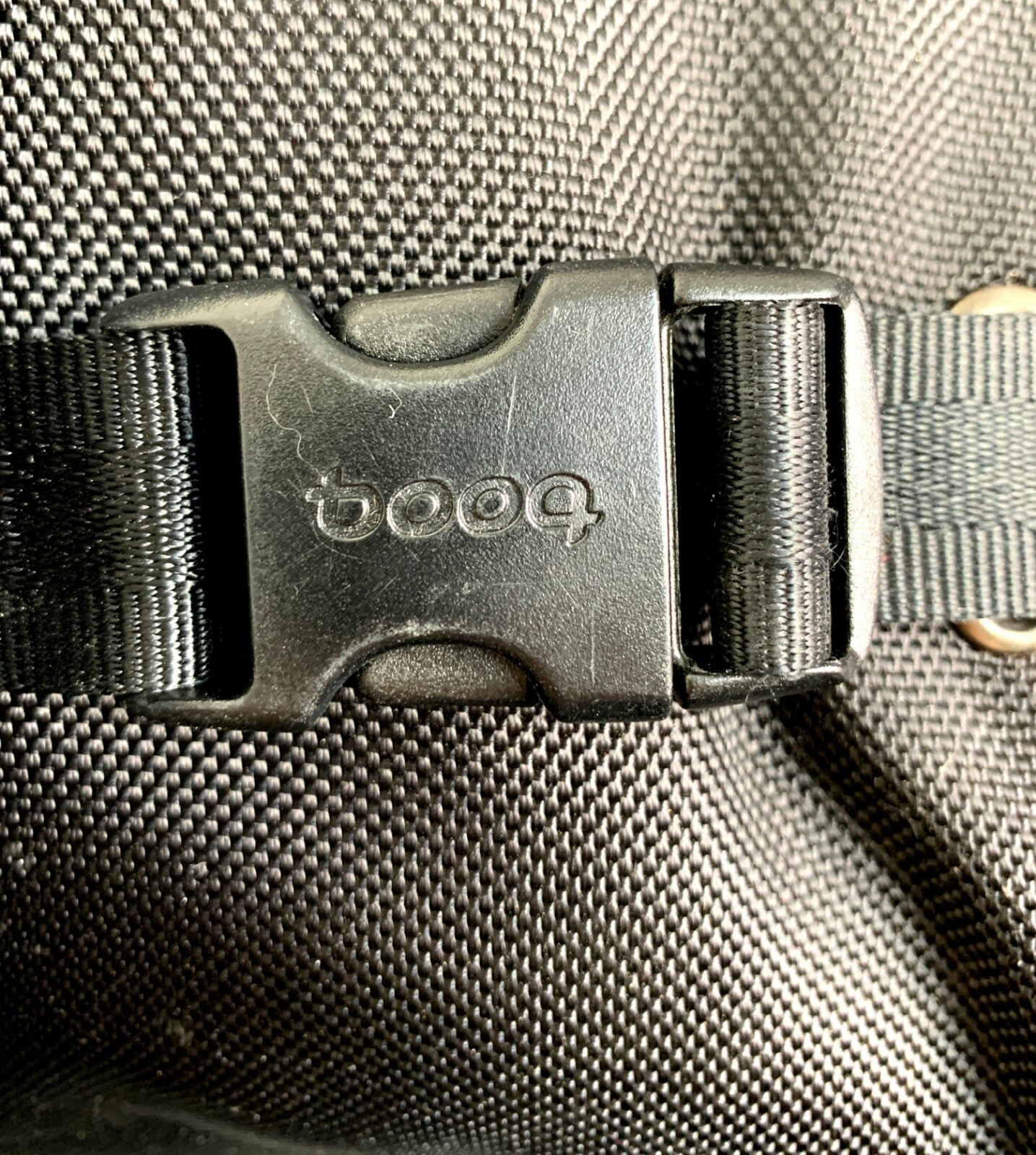 Booq Graphite BLACK NYLON FLAP PADDED LAPTOP SHOULDER BAG ORGANIZER BRIEFCASE