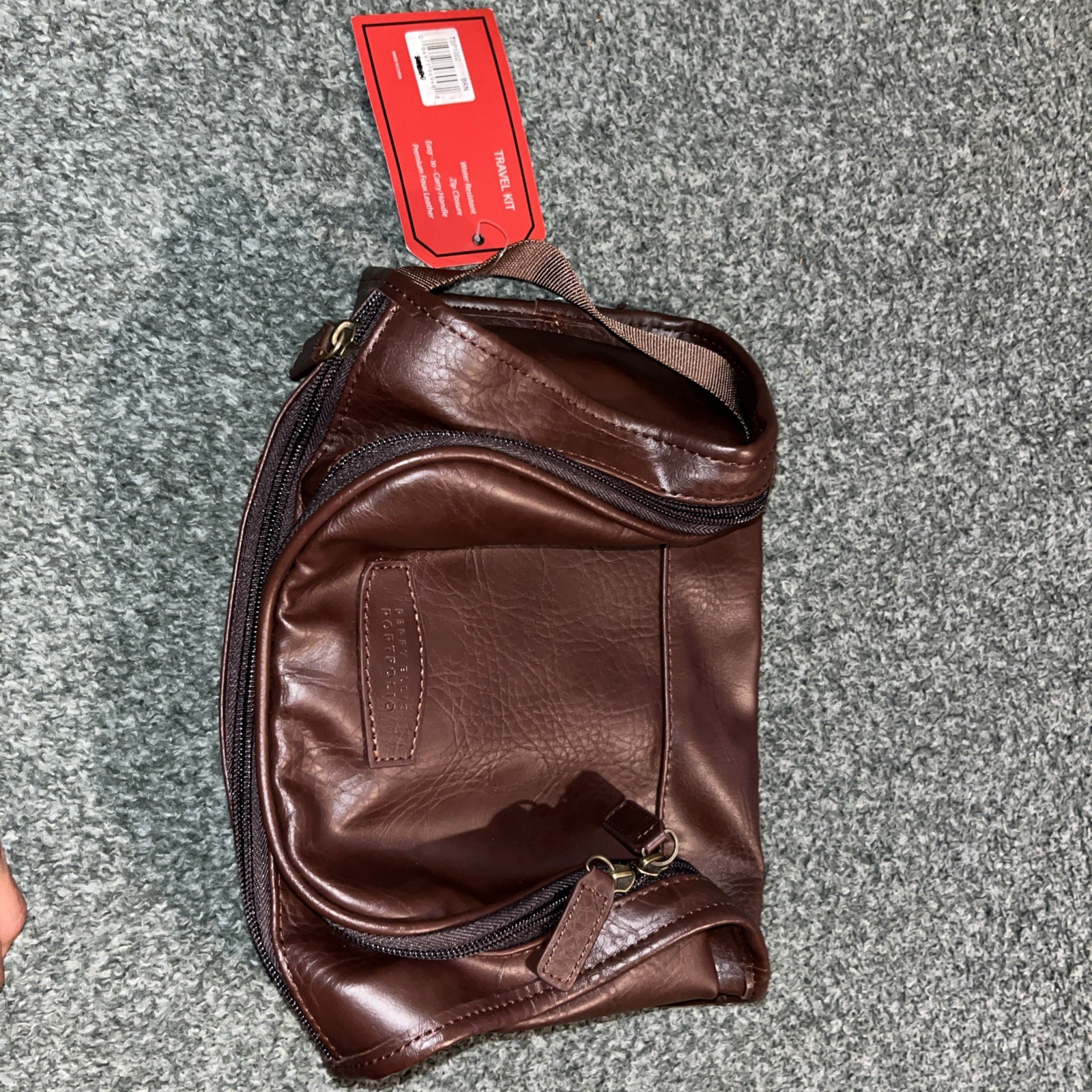 Perry Ellis Portfolio leather travel bag Clutch Hand Bag Brown New With Tags