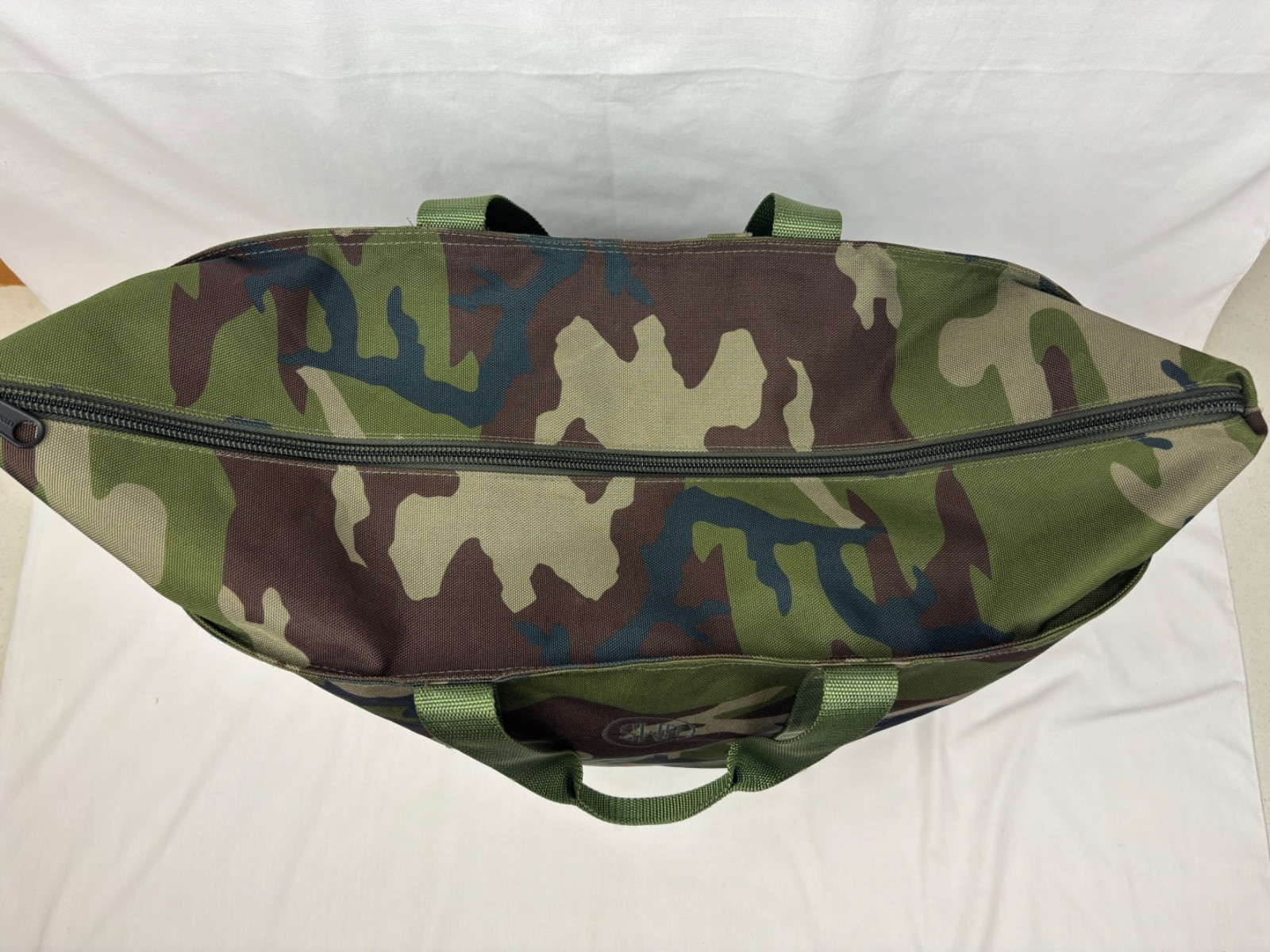 L.L. Bean Zip Hunter’s Camo Tote Bag Lined XL – NO STRAP & HAS INITIALS – Clean
