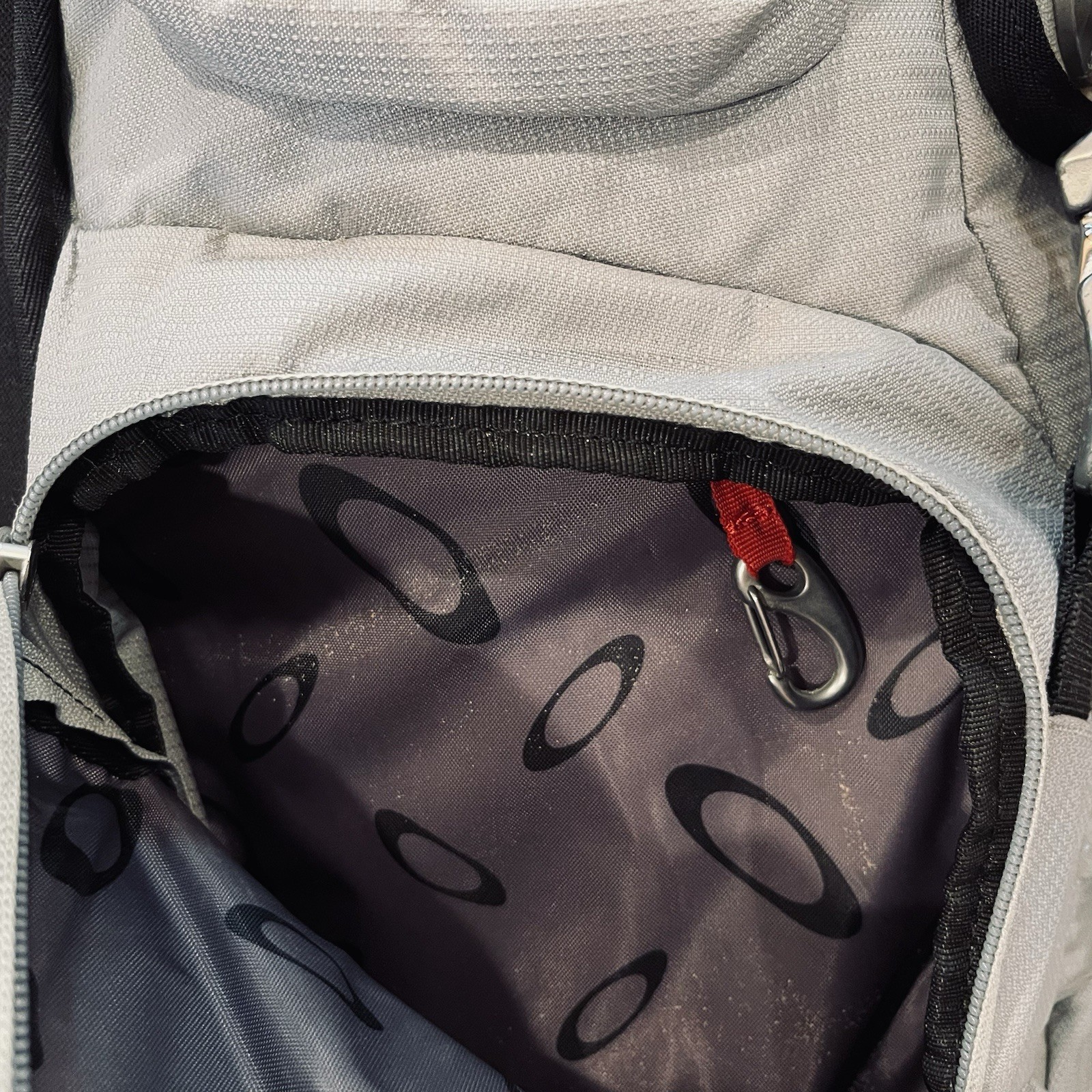 Oakley Big Kitchen Backpack Stone Grey 35L Rare Good Condition See Pics Read Dsx