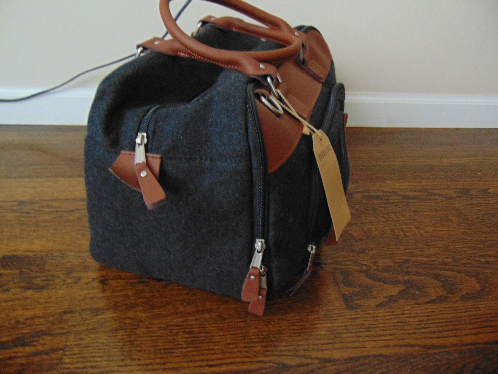 URBAN EDGE Canyon Outback DUFFLE BAG ME303D NEW