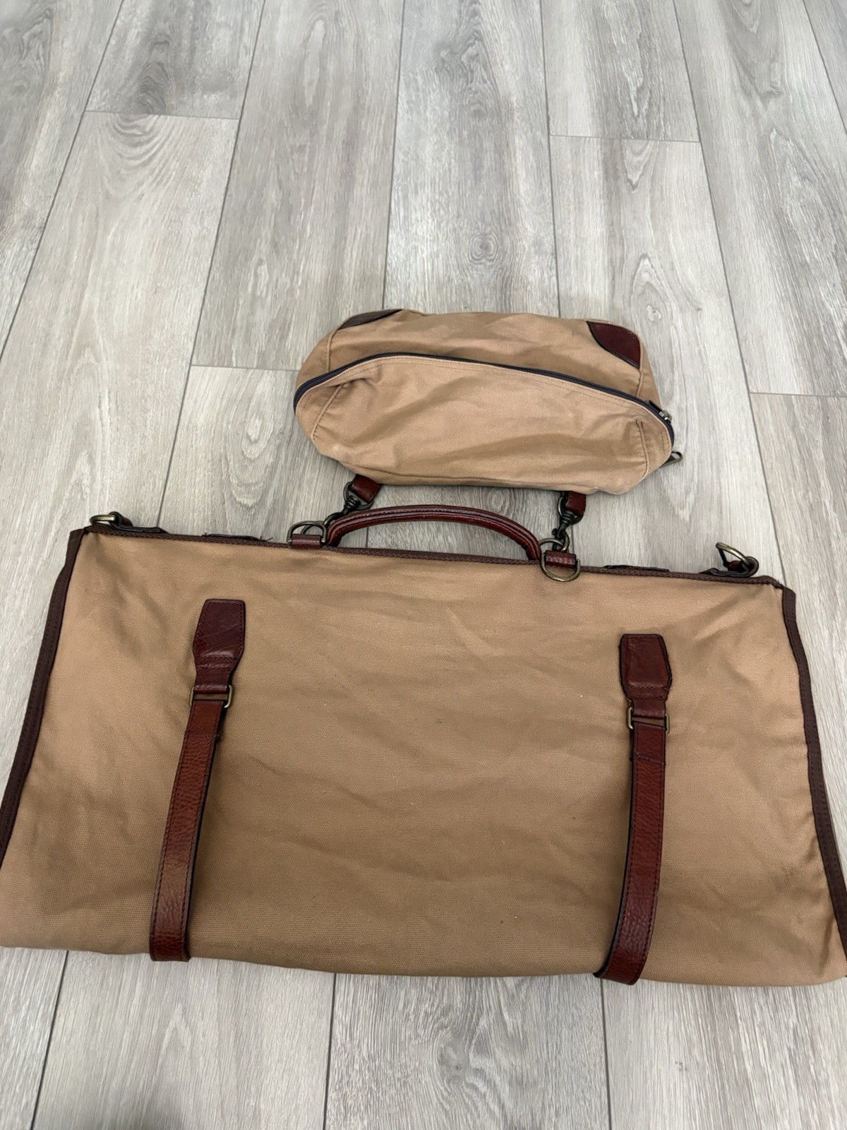Duluth Trading Canvas Leather One Night Stand Garment Bag Suit Carrier Travel