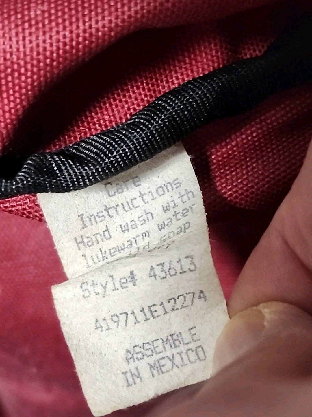 USED JanSport T501 (?) Superbreak Backpack – Red; 2 Openings; Canvas Bottom