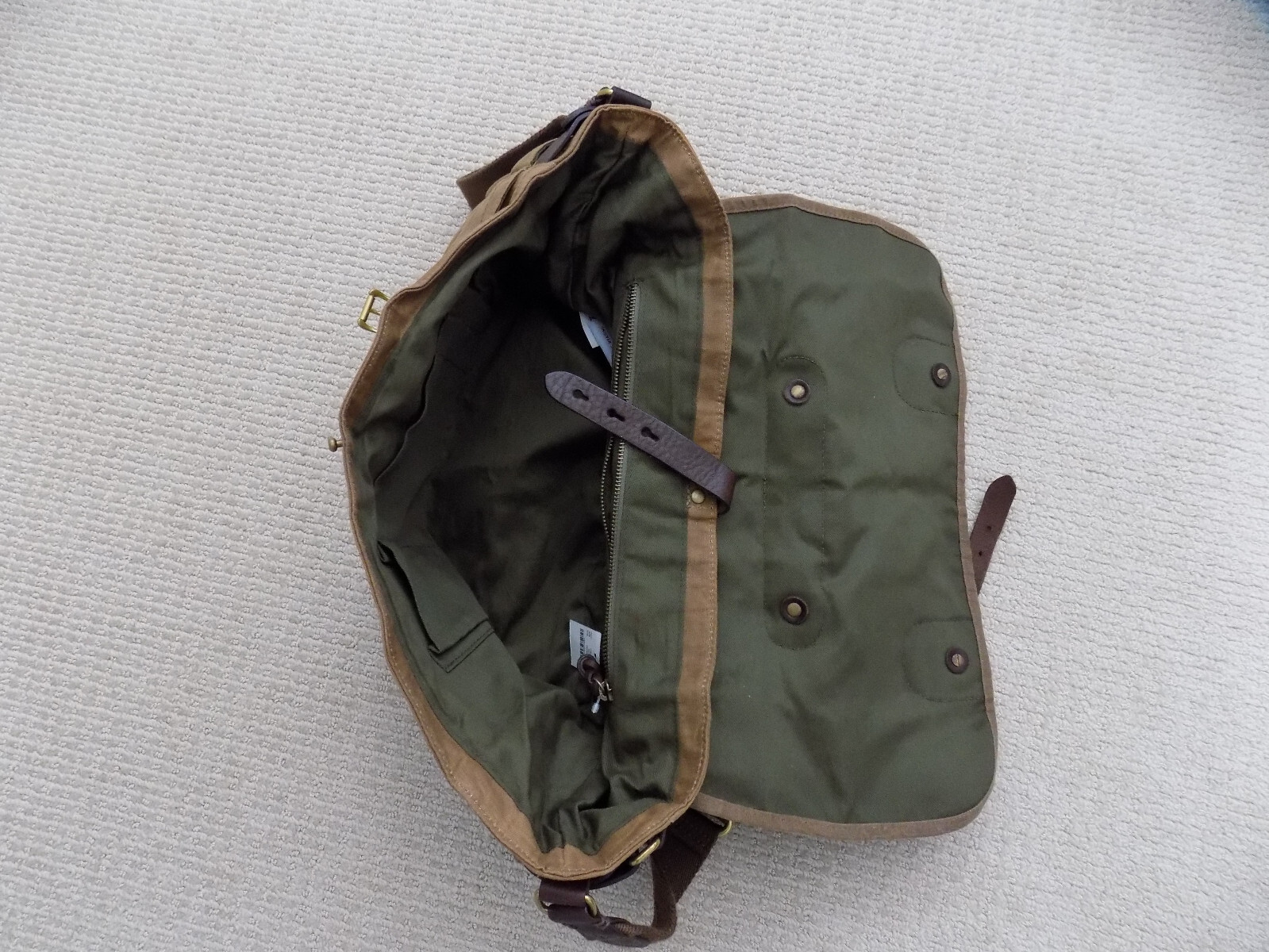 NEW NWT J. CREW MENS ABINGDON BRIEFCASE MESSENGER LAPTOP BAG BROWN KHAKI LEATHER