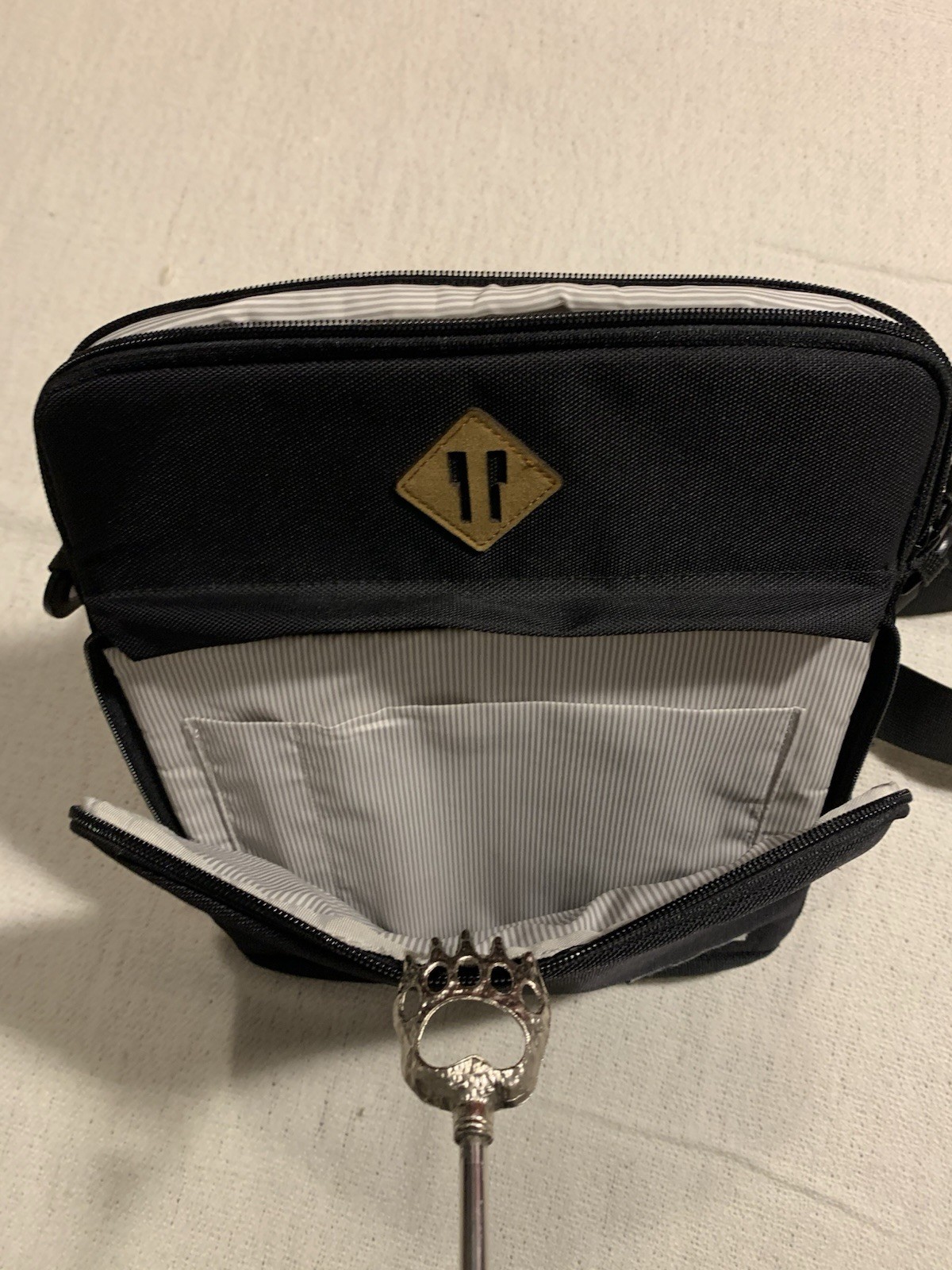 TomToc Black Tablet Shoulder Messenger Bag Size Small A20-B03D