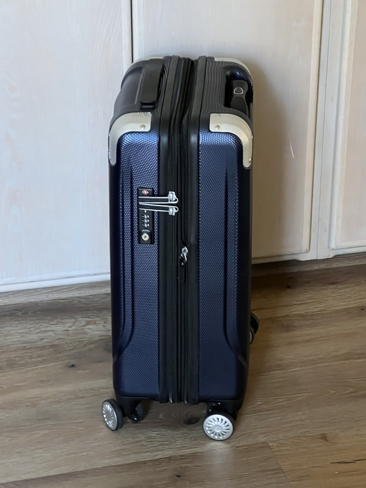Travelpro Pathways 3 Hardside Expandable Luggage, 8 Spinner Wheels, 21 Inch Navy