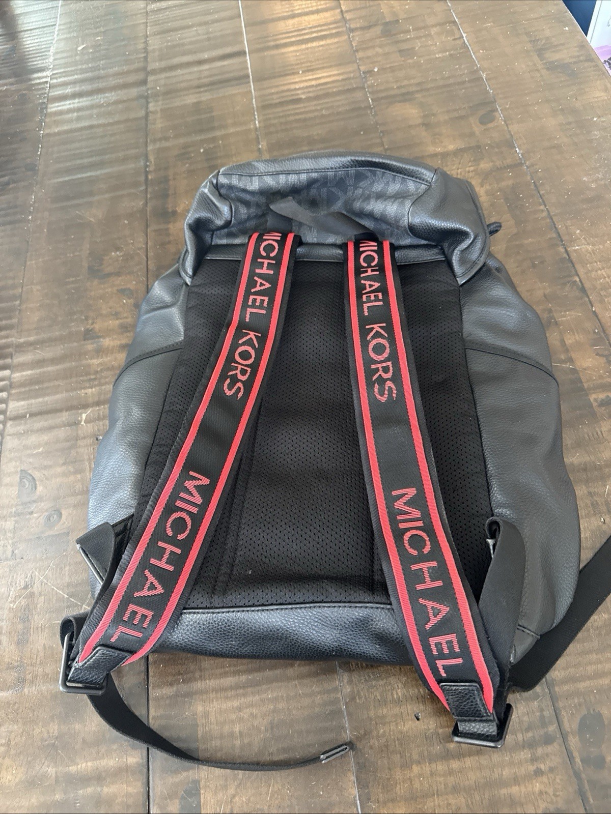 Rare Michael Kors Men’s Logo Backpack Black/Gray Red Stripe Pockets Hudson Nice