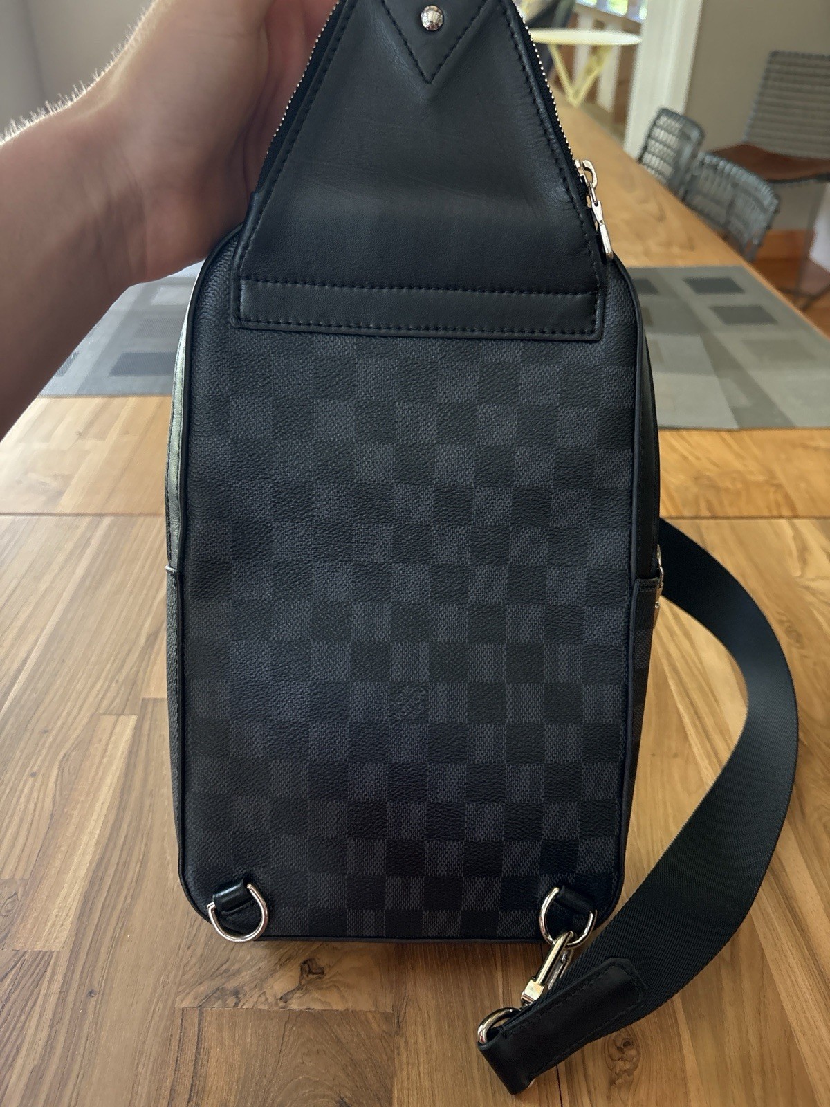 Authentic Louis Vuitton Avenue Sling Bag
