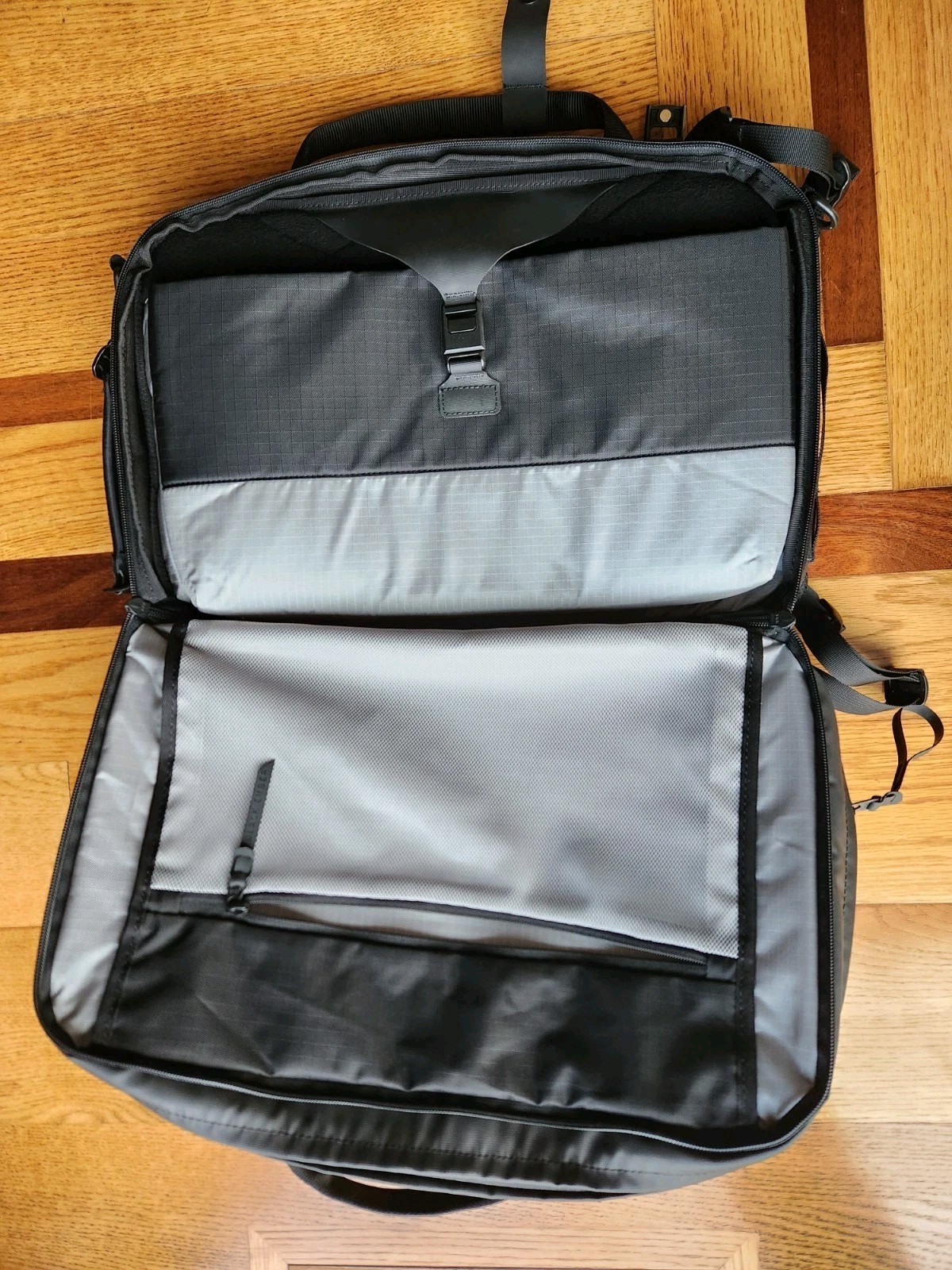 Black Ember FORGE Black Briefcase Backpack Overnight Expandable **MINT**