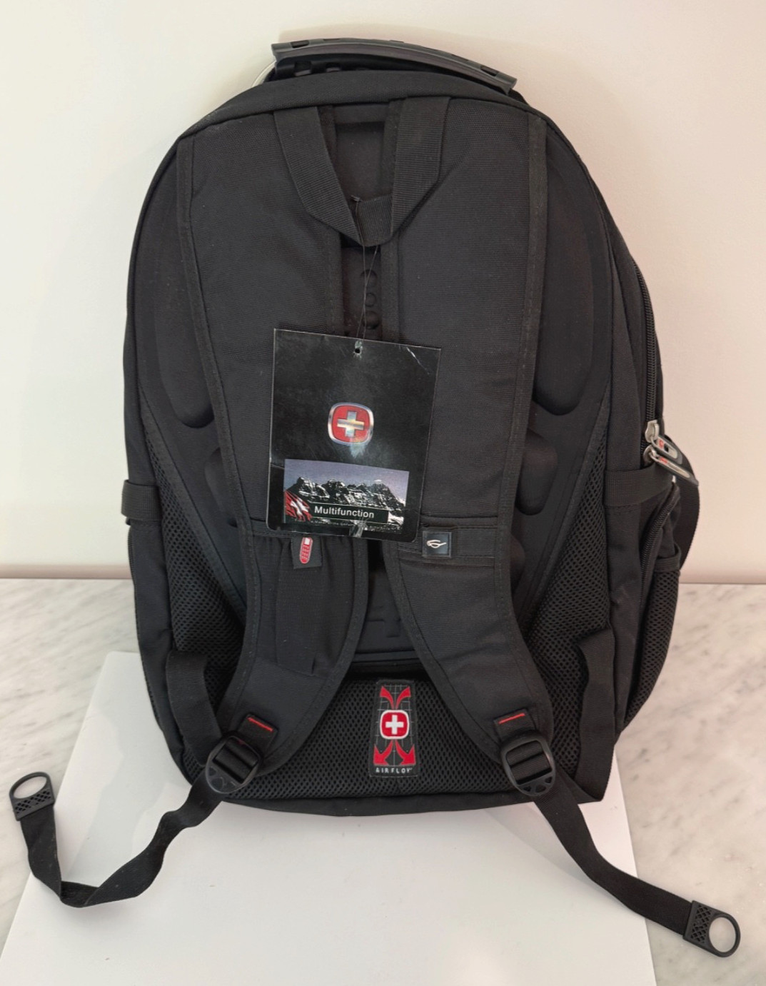 Swissgear Multifunction 17″ Laptop Bag Waterproof & Airflow Design – New w/ Tags