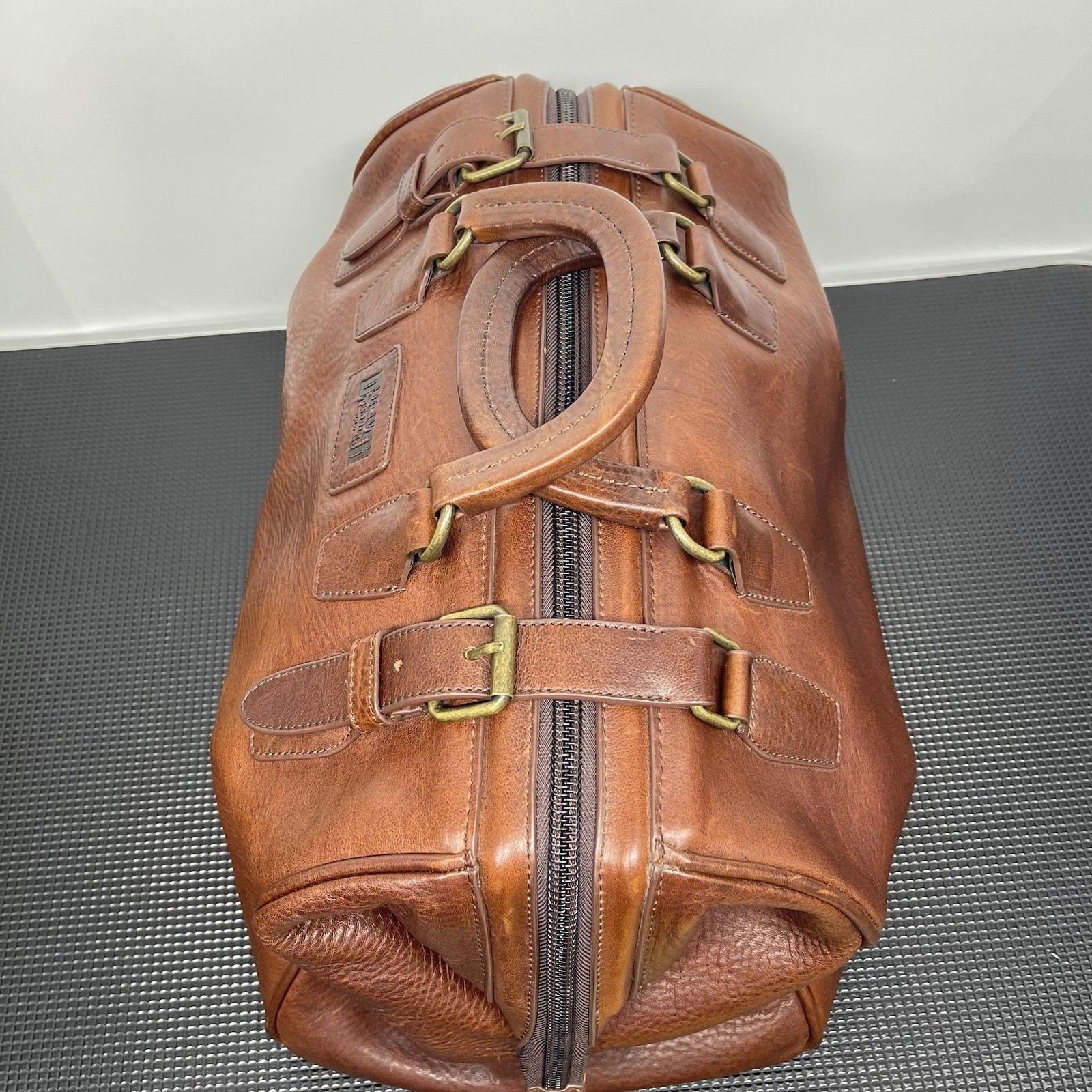 Duluth Trading Co. Lifetime Leather AWOL Bag Doctor Weekender Overnight Duffle