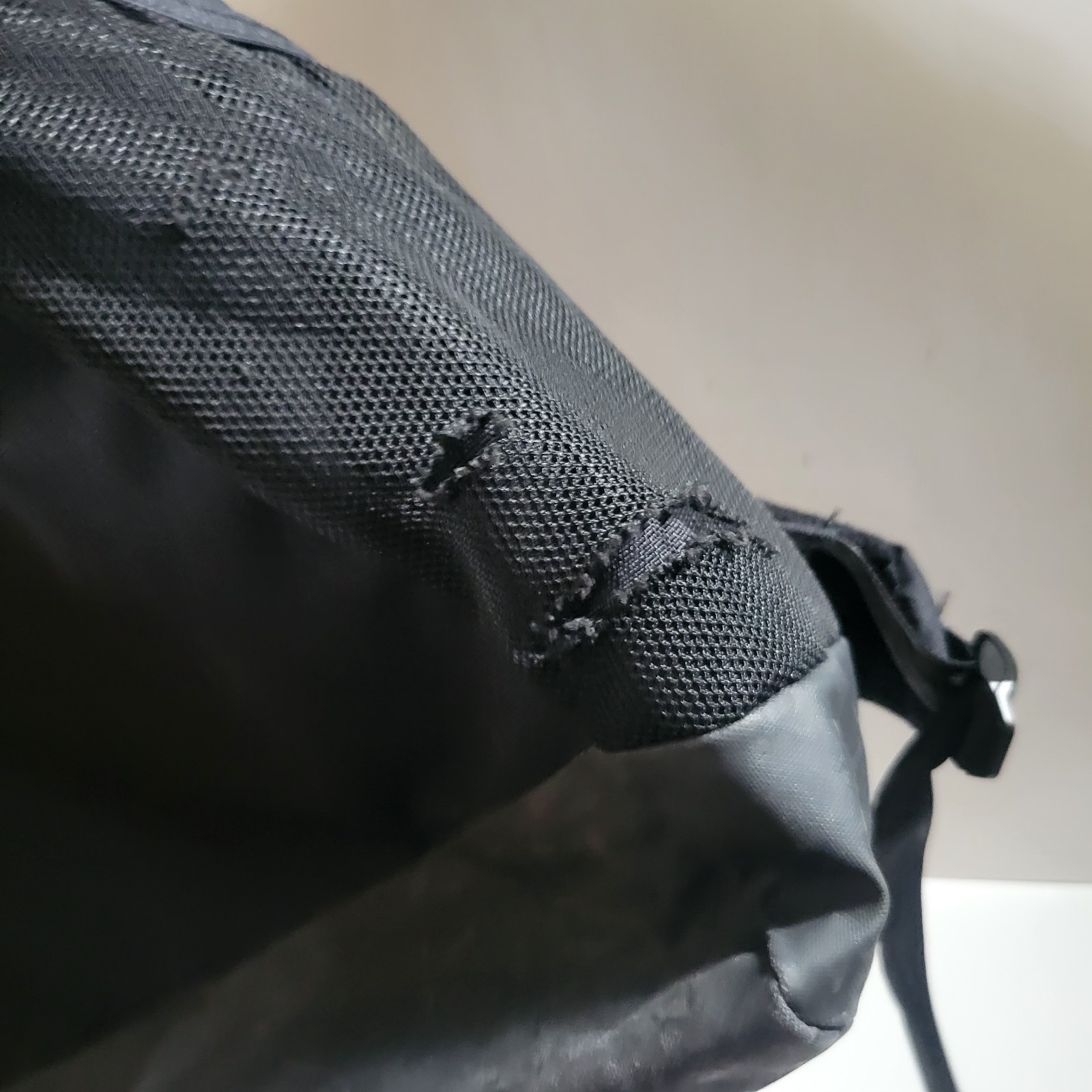 Nike Brasilia 9.5 Backpack Medium Training Sports Backpack Black 18×12″