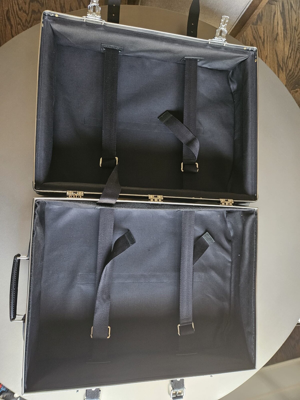 Gucci x Globe-Trotter Psychedelic Trolley w/ Dust Cover + Luggage Tag; Awesome!