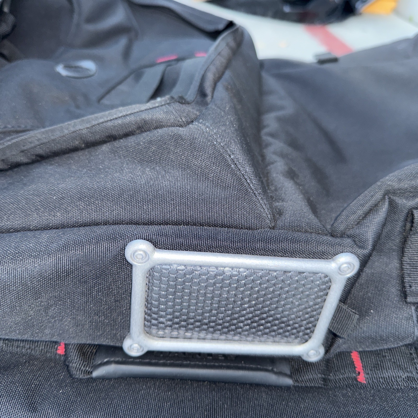 Oakley AP Tactical Field Gear Roller Carry On Core Black Zipper Luggage,