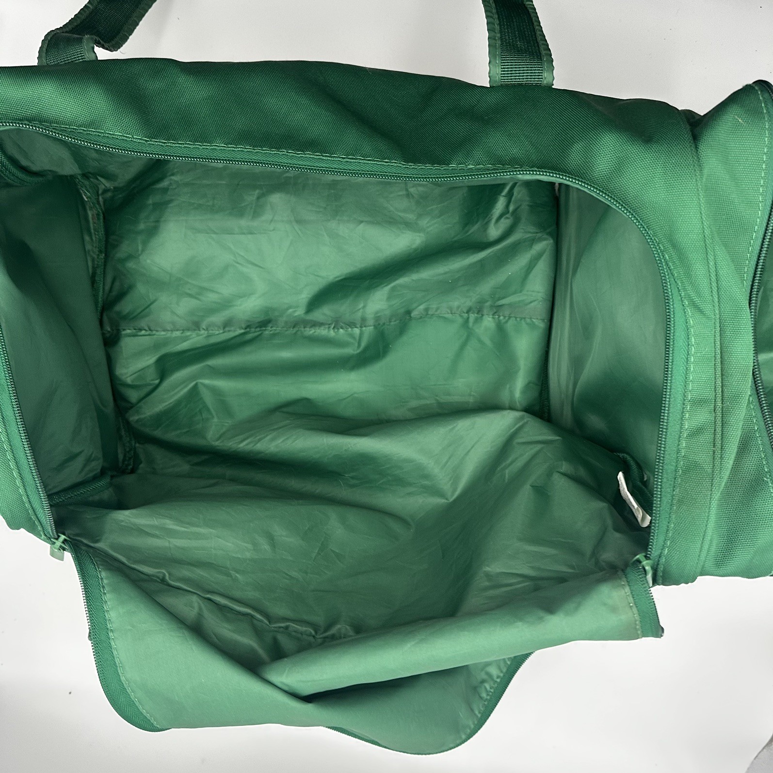 Lacoste Parfums Essential Gym Bag Green Crocodile Duffle Travel Carry-on