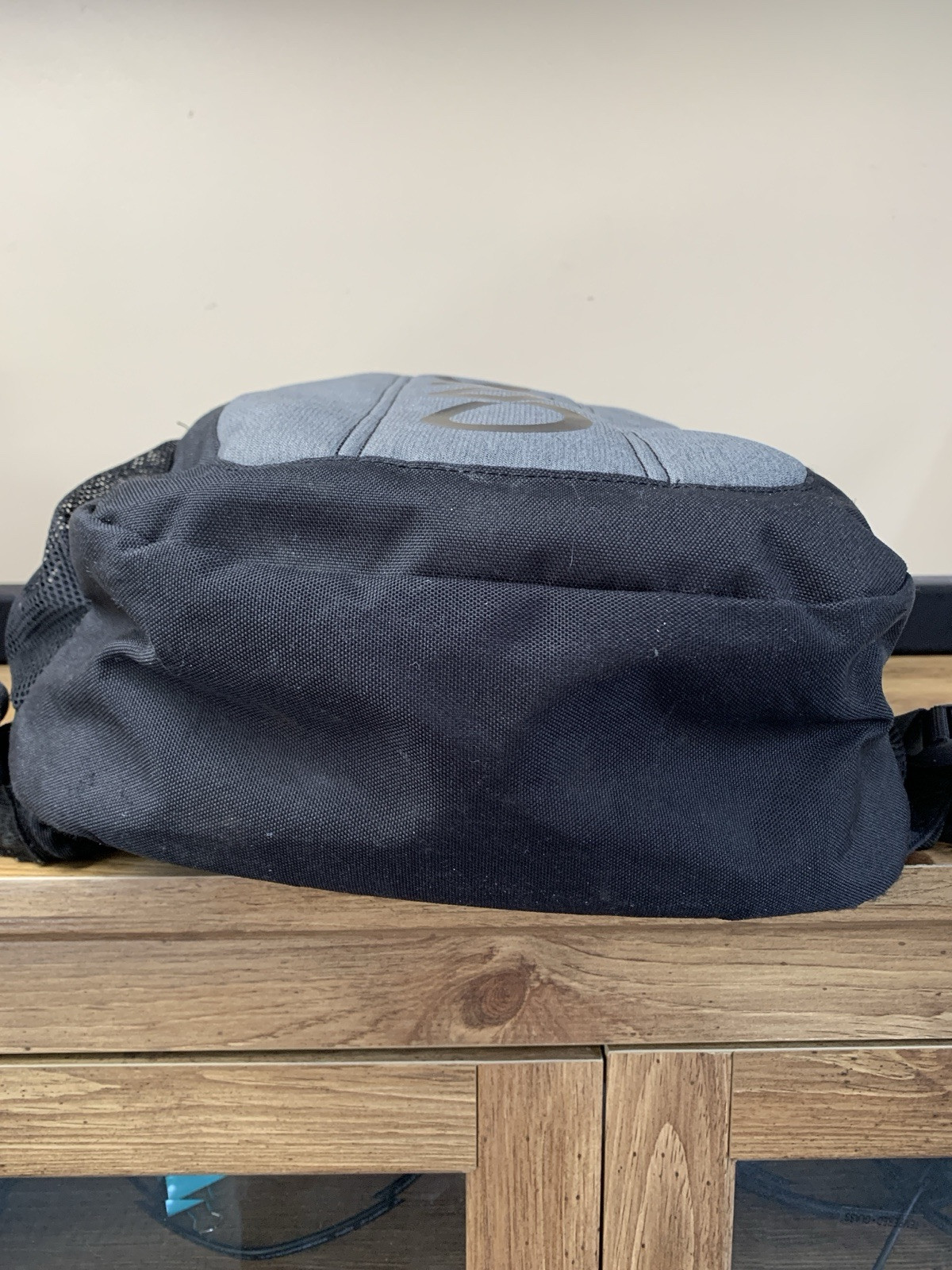 Oakley Enduro Backpack Hiking School Black/Gray Bag Travel