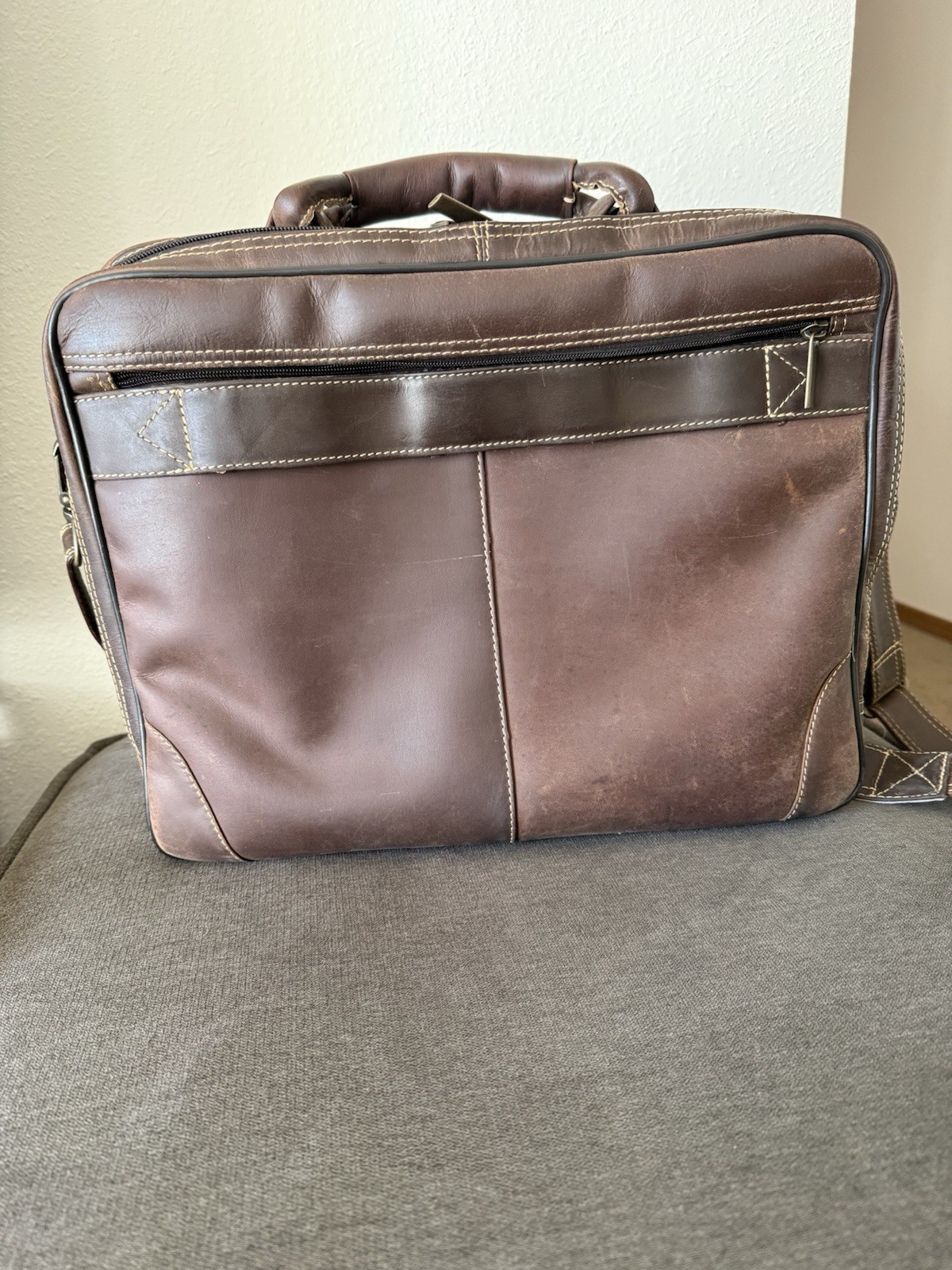 Ducks Unlimited Camouflage Brown leather briefcase/Messenger Bag Shoulder Strap