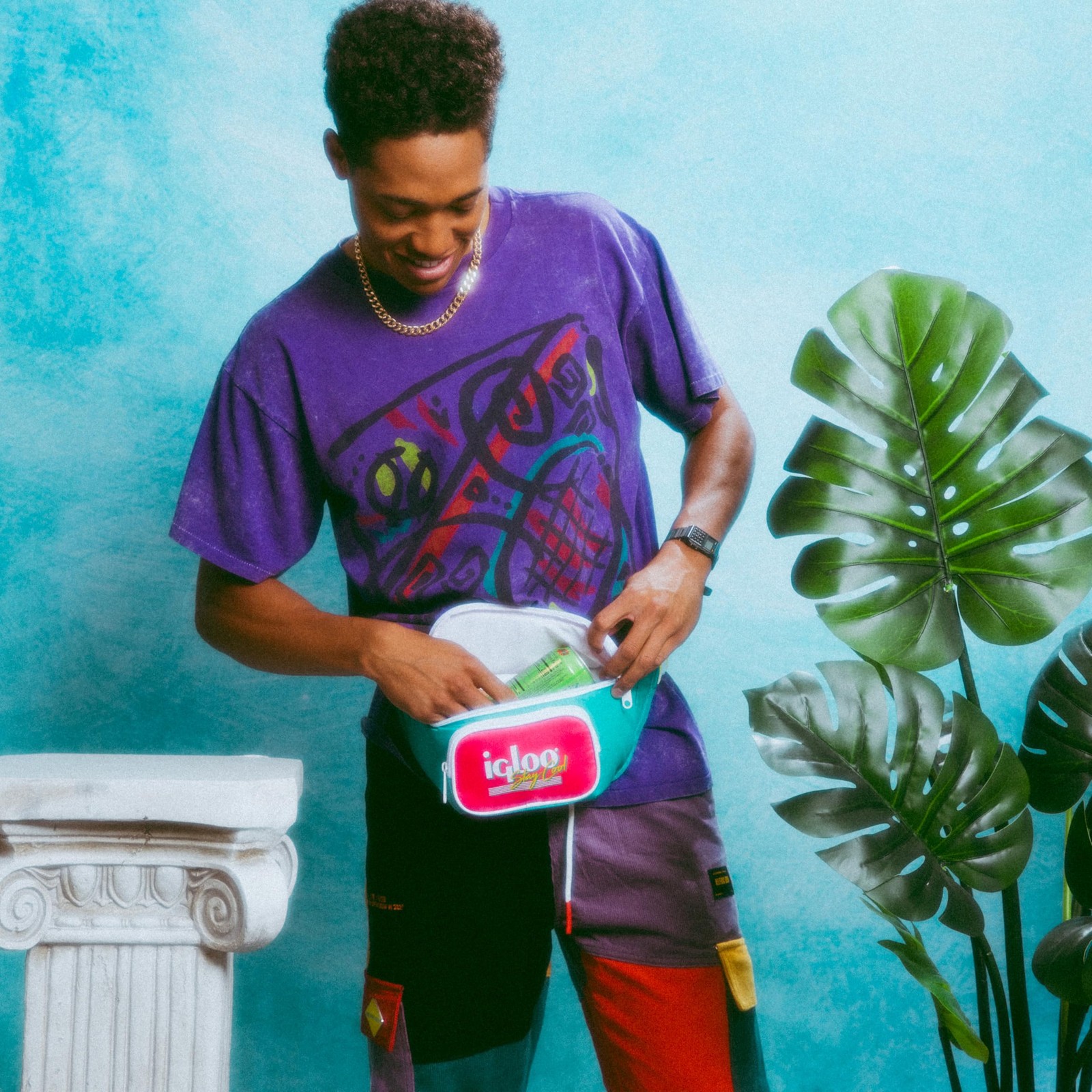 Jade Fanny Pack – Stylish, Lightweight, and Perfect for On-the-Go Adventures