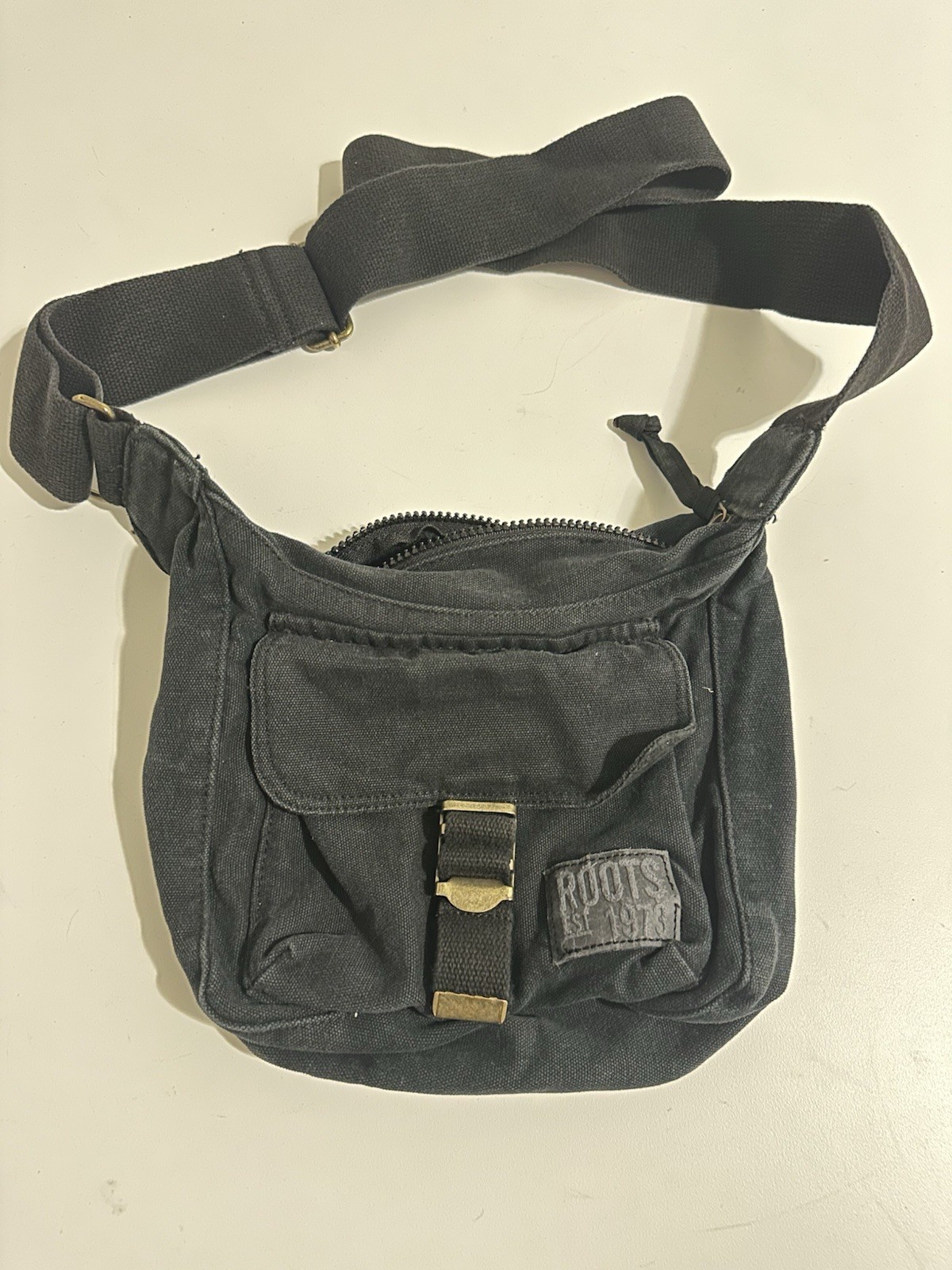 The Roots 1973 Canada Crossbody Pouch Bag Black Brown Canvas