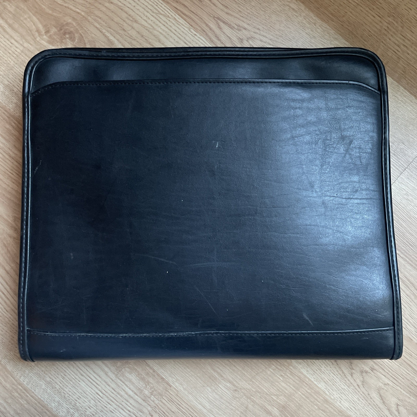 Avenues America Black Faux Leather Zippered Portfolio with Retractable Handles
