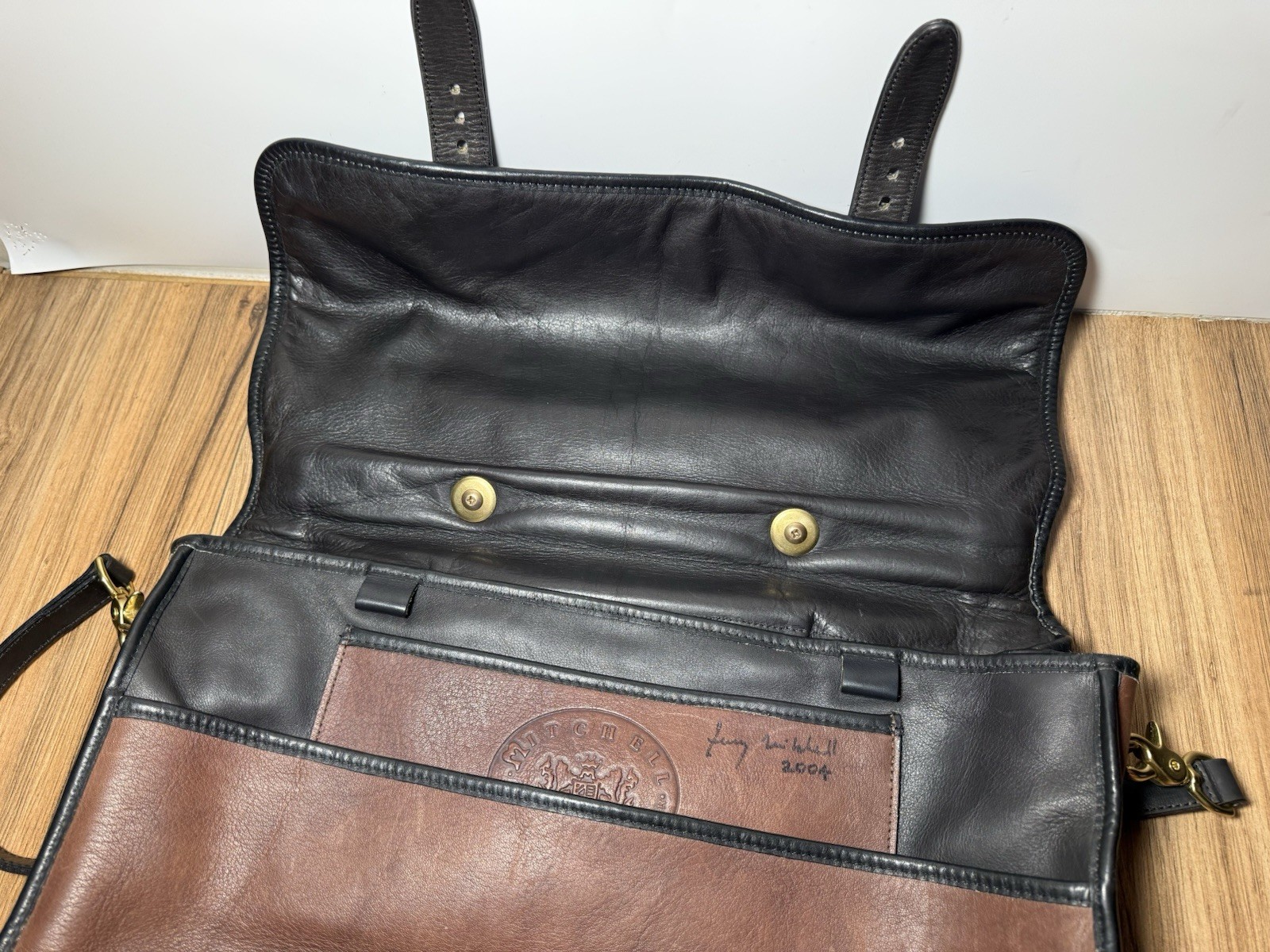 Mitchell USA Men’s Vintage Brown Leather Briefcase w Shoulder Strap Signed 17×12