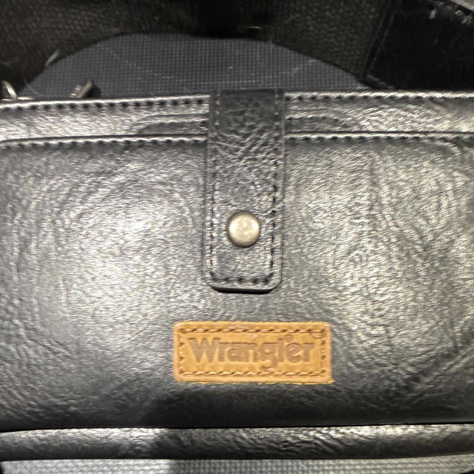 Wrangler Black Small Unisex Crossbody Bag Zip Closure Adjustable Strap