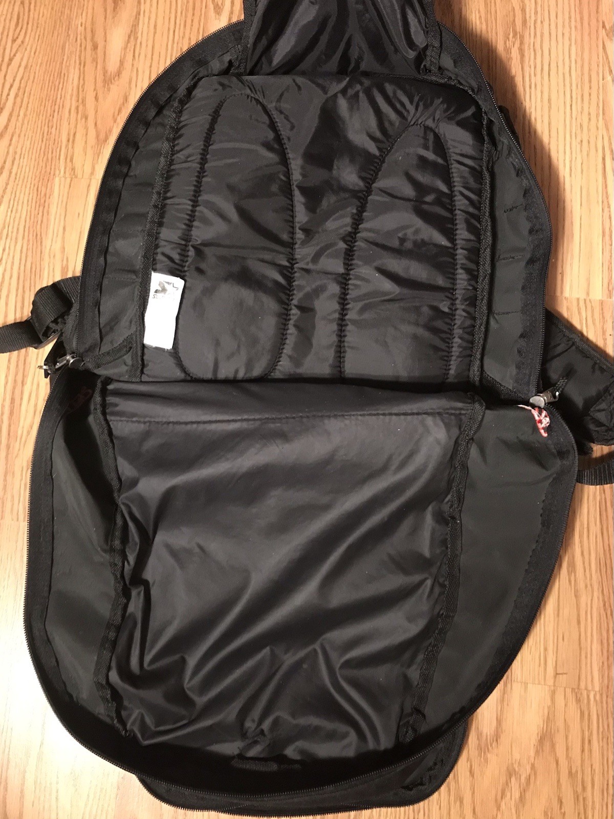 Vintage 90’s STARTER Black & Red Backpack Day Sack L Divided Padded Straps