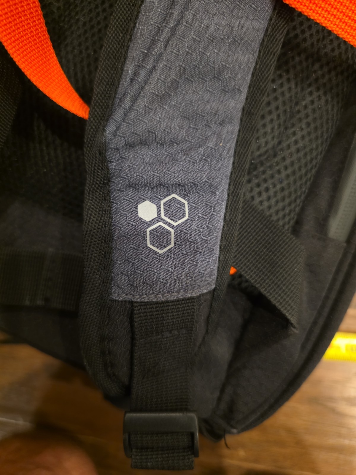 Genuine Land Rover Above & Beyond Black Backpack Cooler Icechest Rare