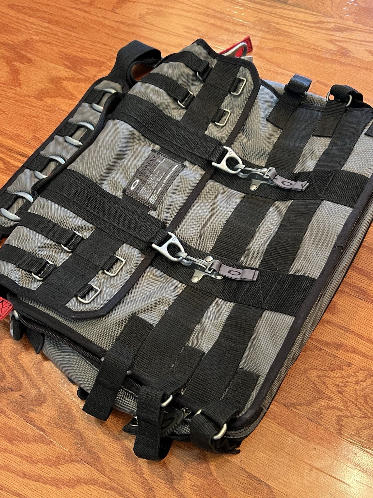 OAKLEY TACTICAL FIELD GEAR AP Computer BAG Briefcase Messenger Sheet Metal