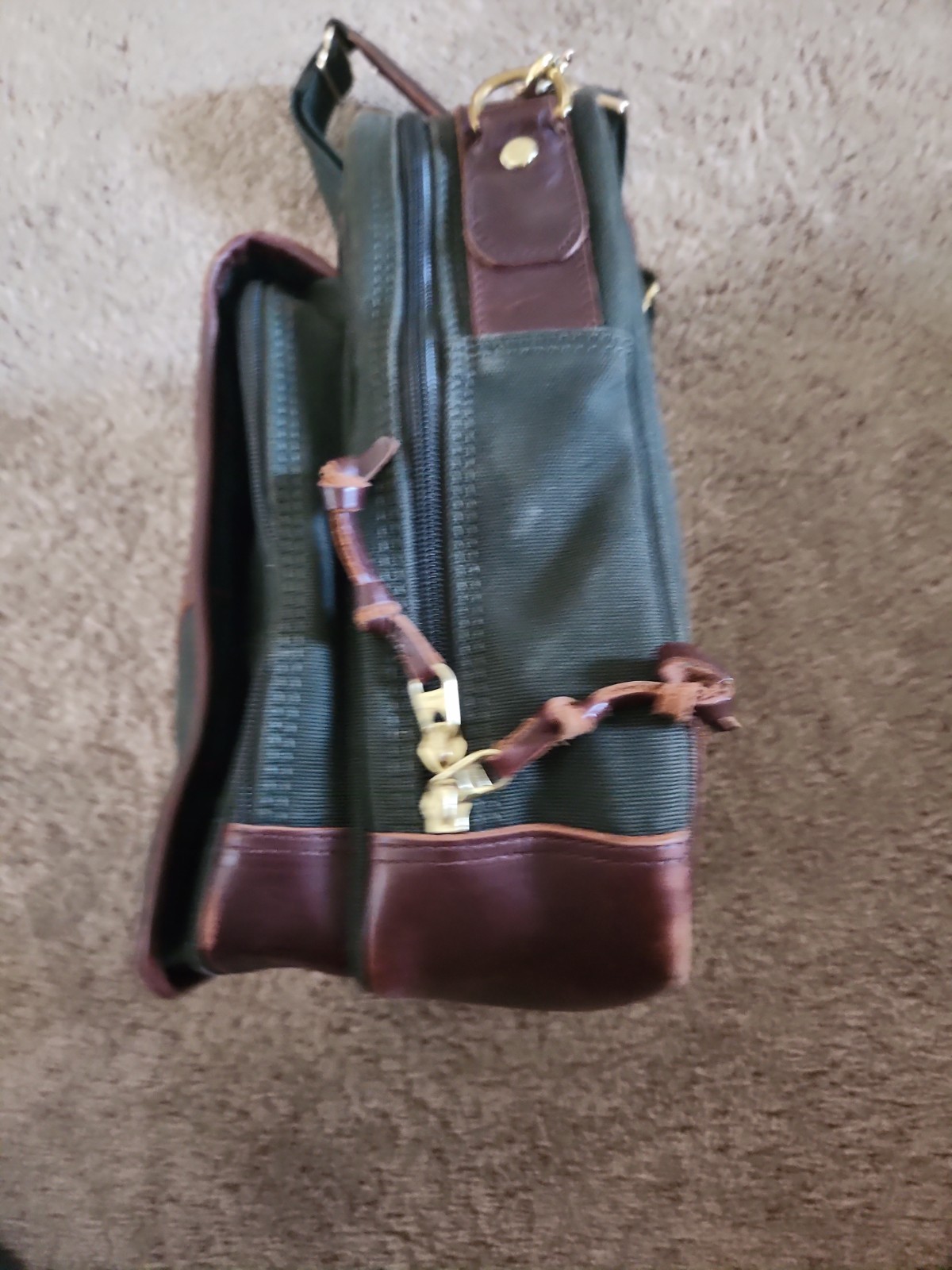 Vintage Orvis Canvas Leather Green Brown Travel Bag Messenger
