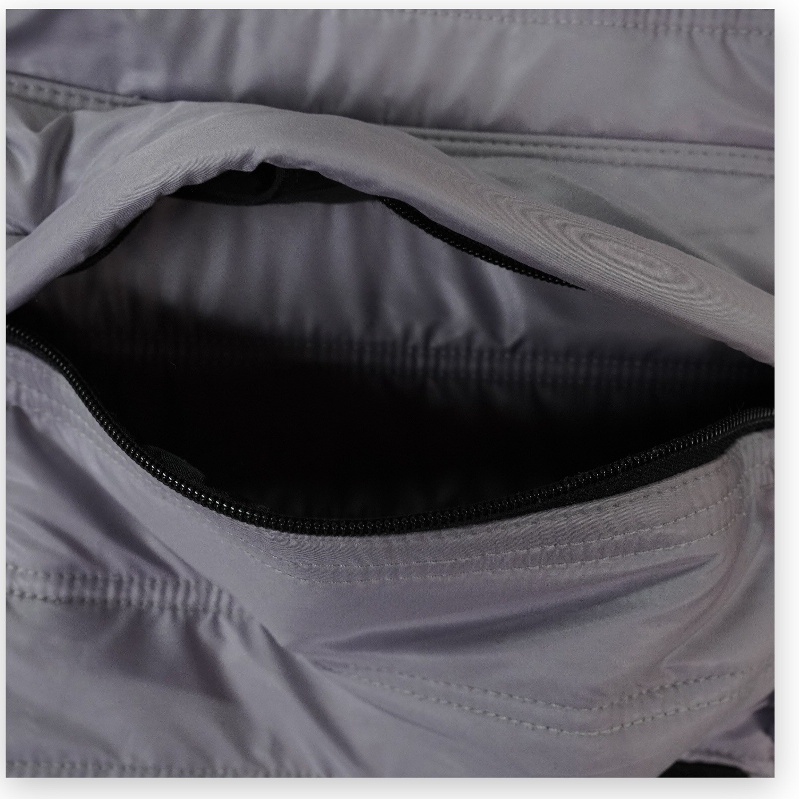Gravity Movie Backpack Warner Bros 2013 Promo Padded Sci-Fi Collectible Bag