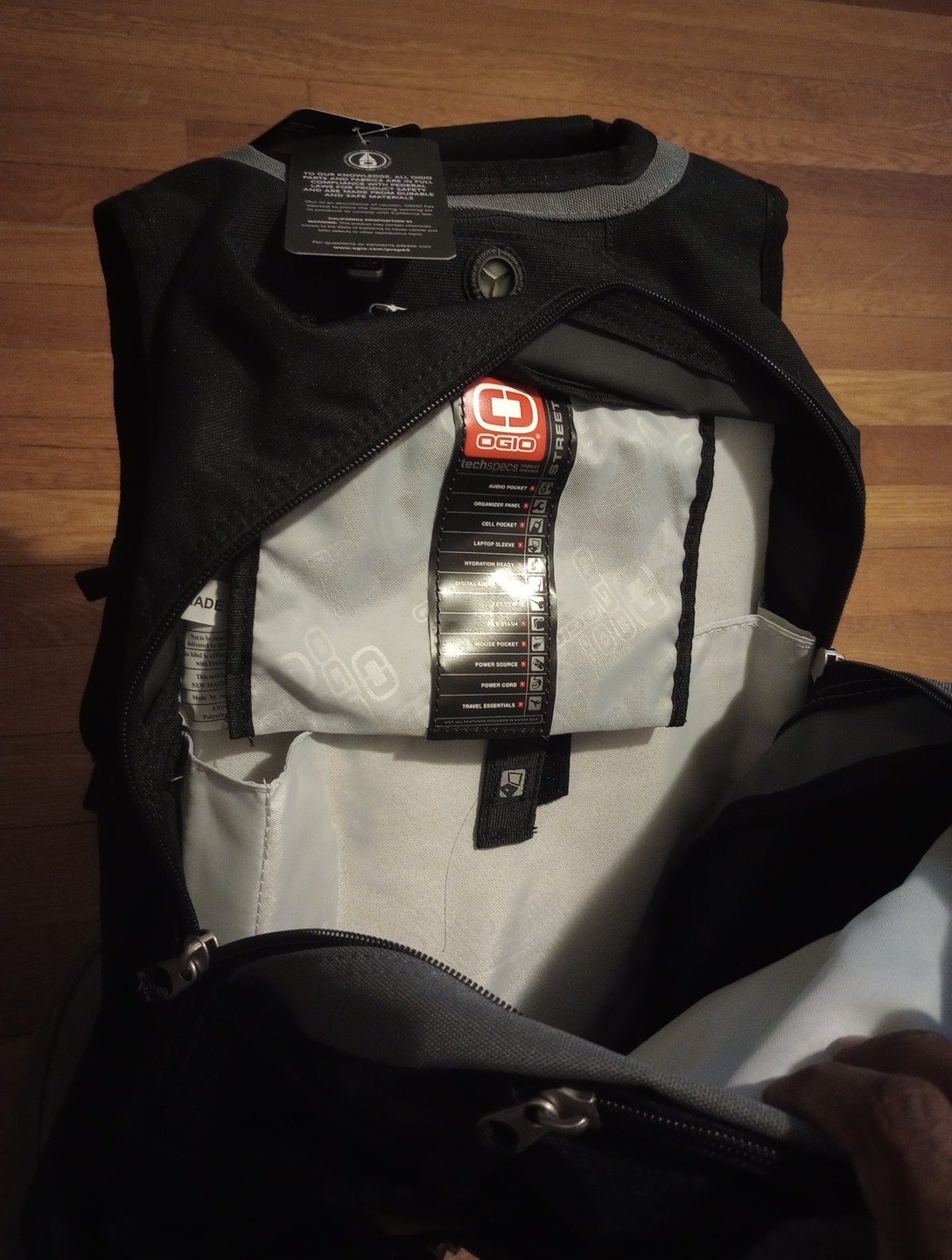 Black Ogio Crescent Backpack Brand New With Tags W/Audio Pocket