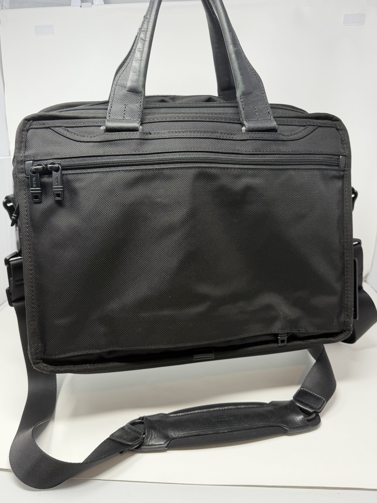 TUMI Alpha Expandable Briefcase 26141D2 Black 2-Way A4 Business Bag w/ PC Case
