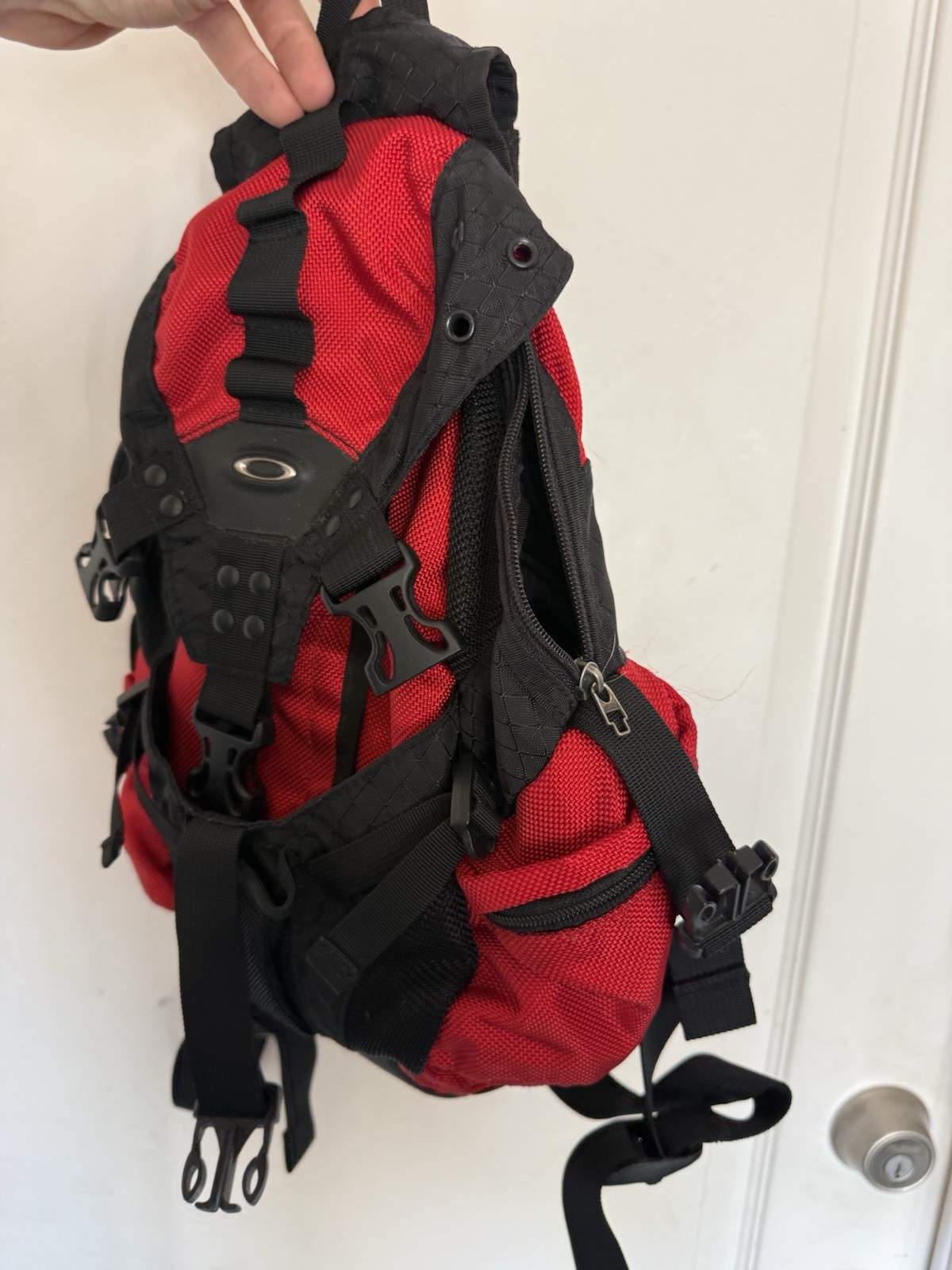 Oakley Small Icon Backpack Red RARE
