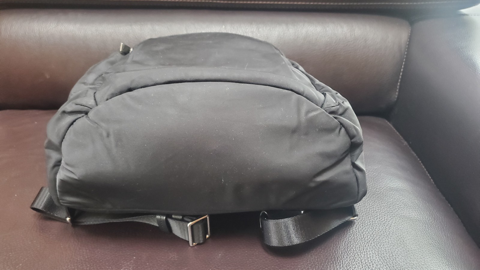 TUMI Backpack. Black. Nylon. Travel Daypack 16″× 11.5″x 5.5″