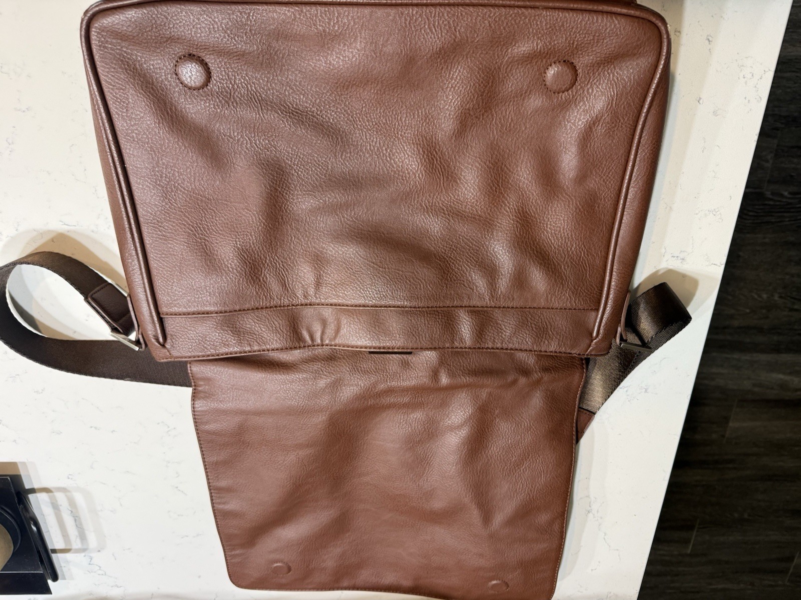 Robert Graham Brown Genuine Leather Messenger Portfolio Laptop/ipad Bag