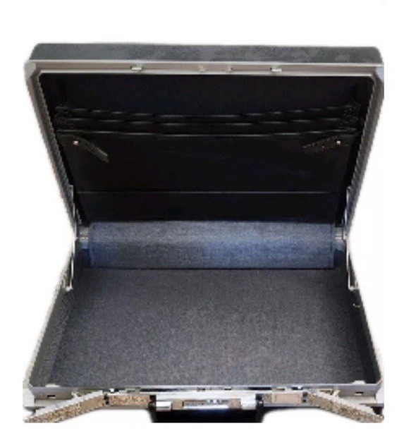 Vintage Samsonite Classic 100 Grey Hard Shell Plastic Metal Briefcase