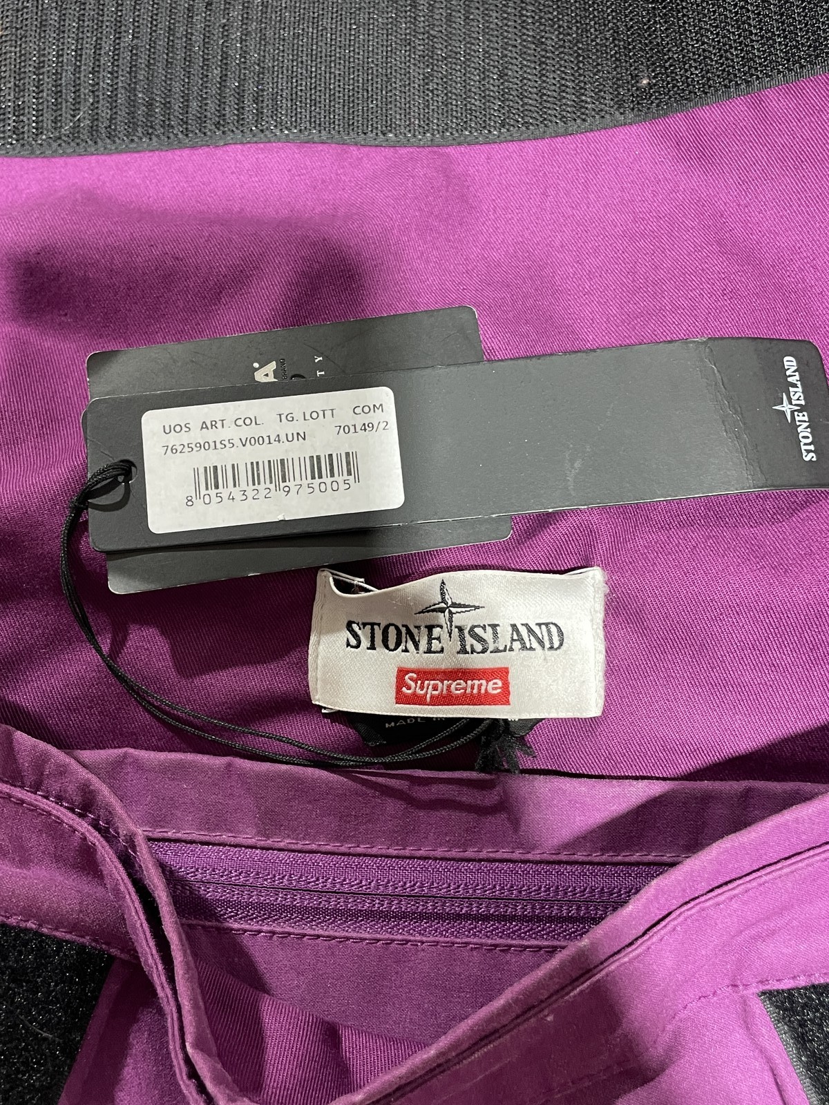 SUPREME STONE ISLAND STRIPE MESSENGER BAG SS22 PREOWNED