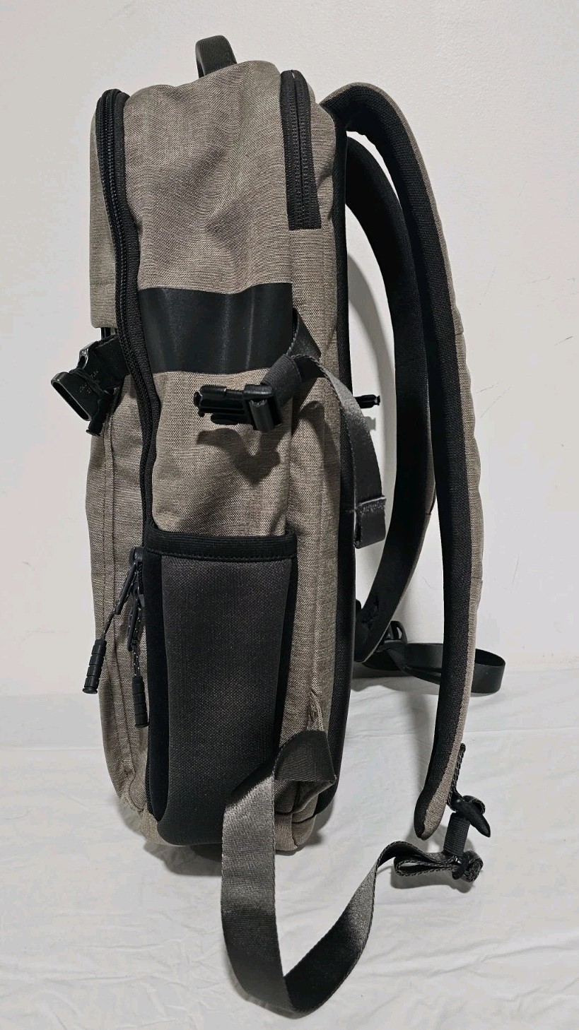 Genuine Timbuk2 San Francisco Brown Padded Back Pack Excellent Condition