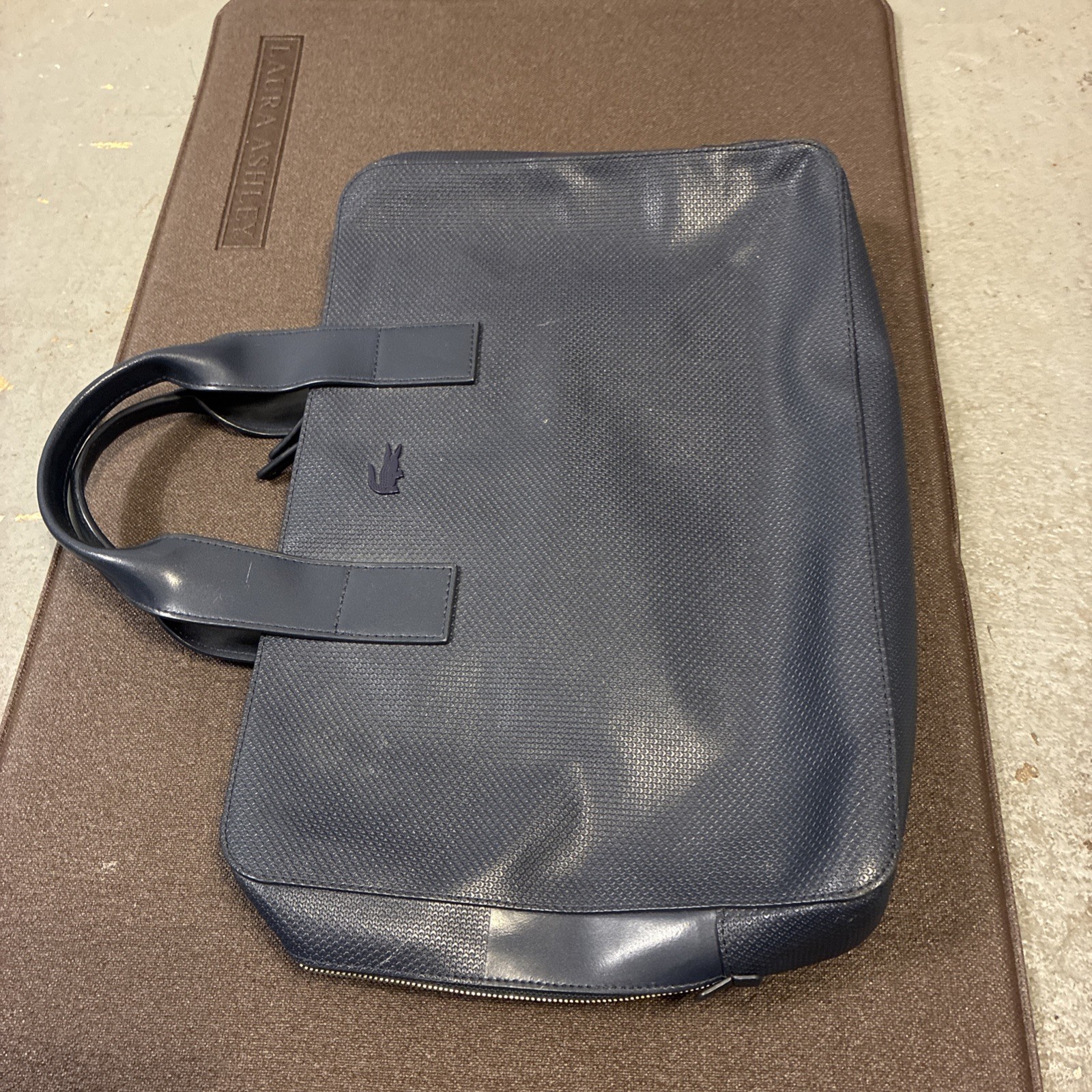 Lacoste Navy Blue Leather Crossbody Messenger Bag Large Zip Closure