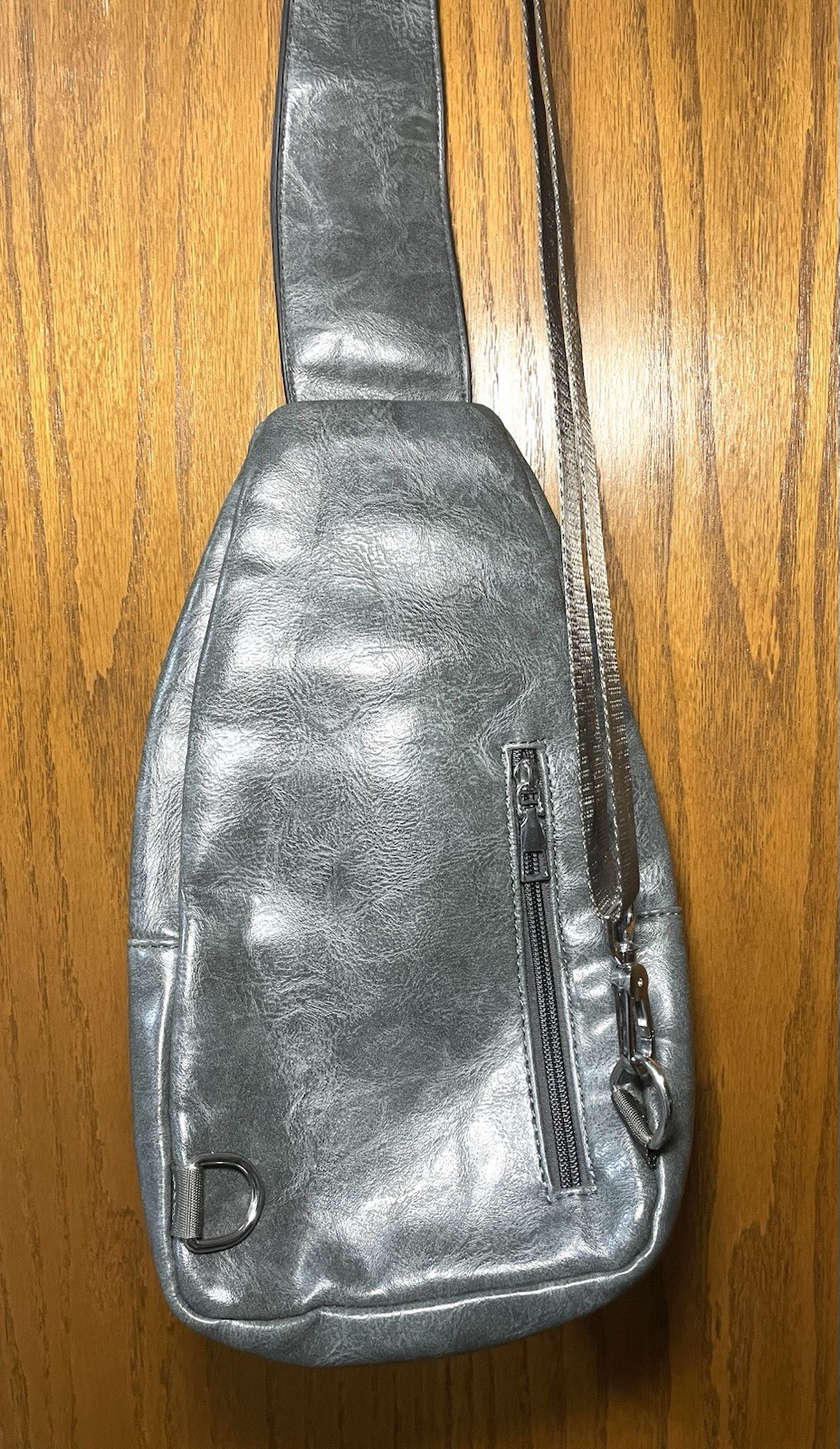 New Weixier Unisex Gray Leather Crossbody Sling Chest Bag NWOT