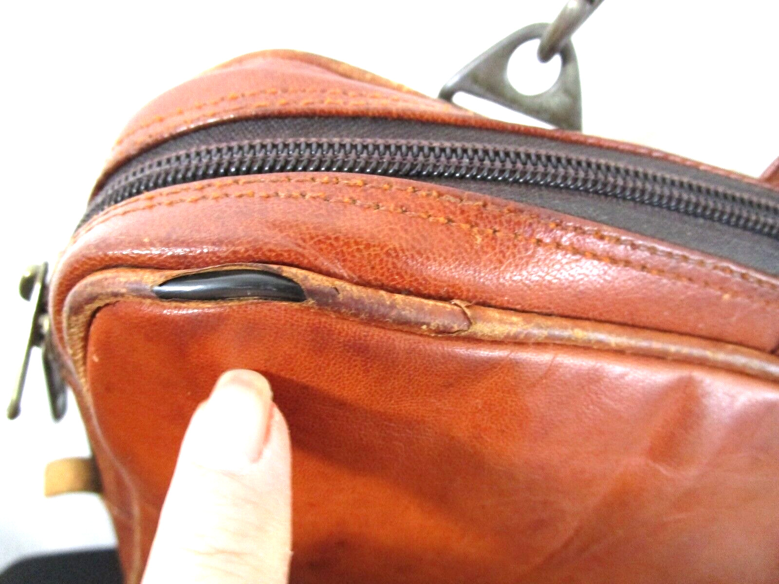 Johnny Fly Slim 15″ Laptop Brown Leather Crossbody Messenger Bag